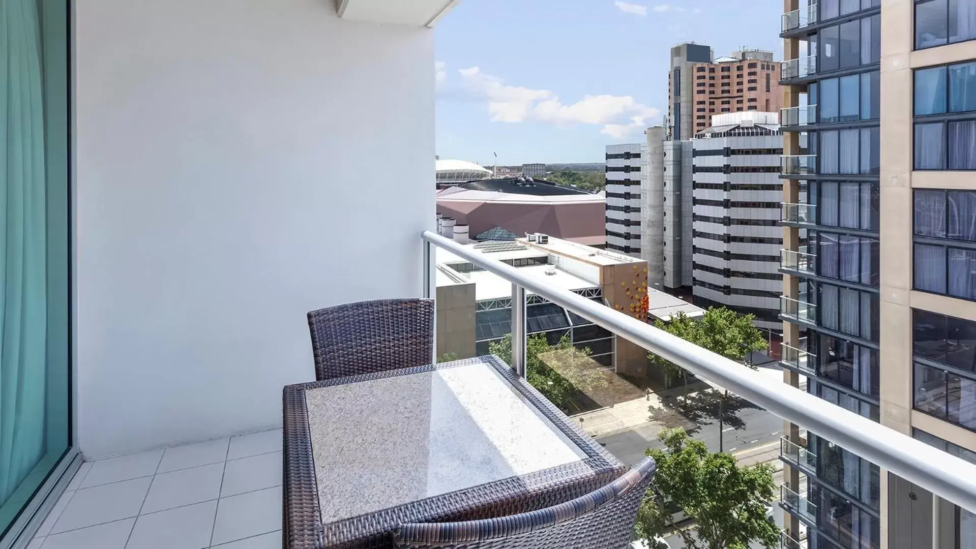 Balcony/Terrace in Oaks Adelaide Embassy Suites