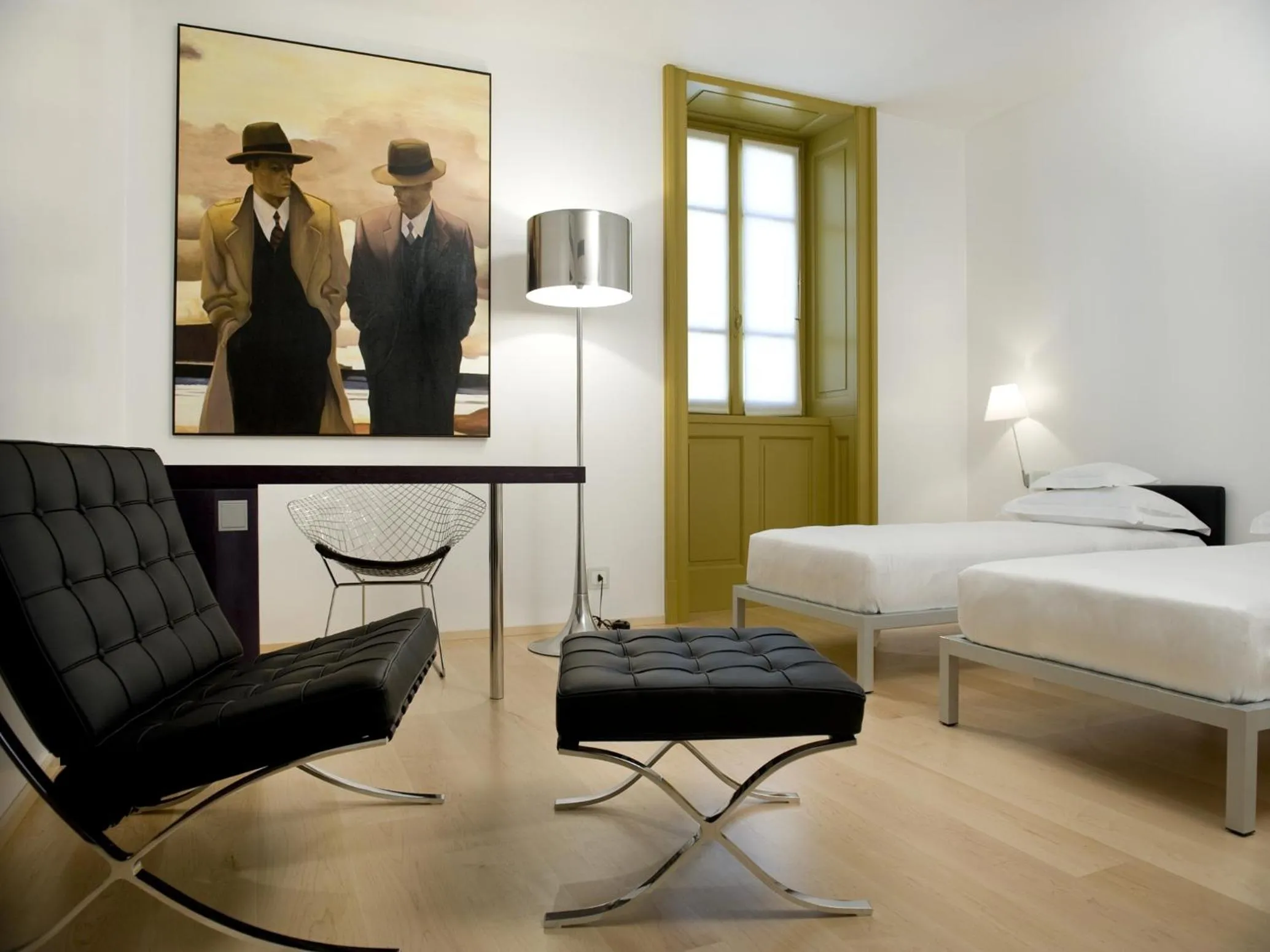 Photo of the whole room, Bed in Petronilla - Hotel In Bergamo