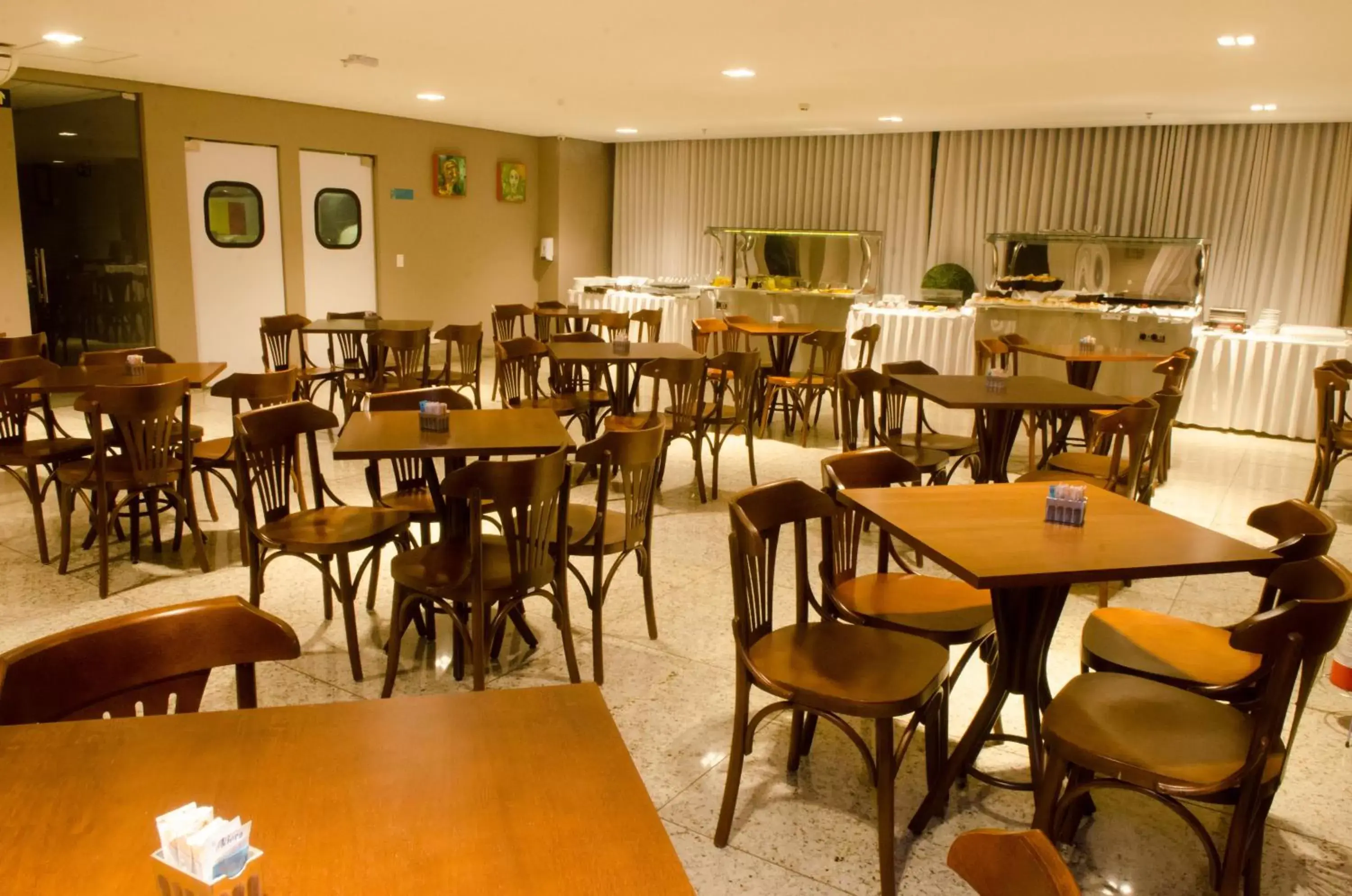 Food and drinks, Restaurant/Places to Eat in Ville Celestine Condo Hotel e Eventos