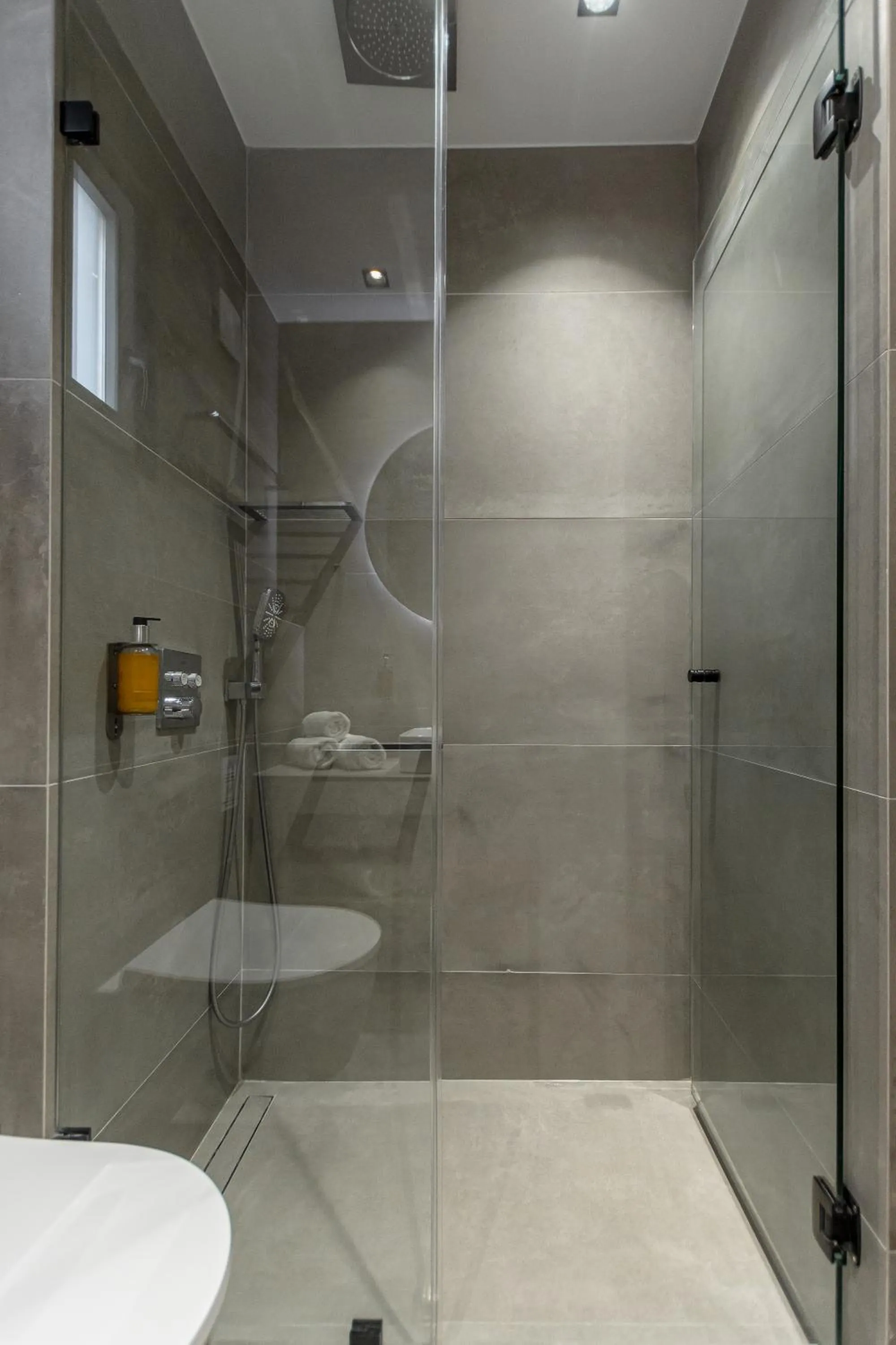 Shower in Naxos Resort Beach Hotel