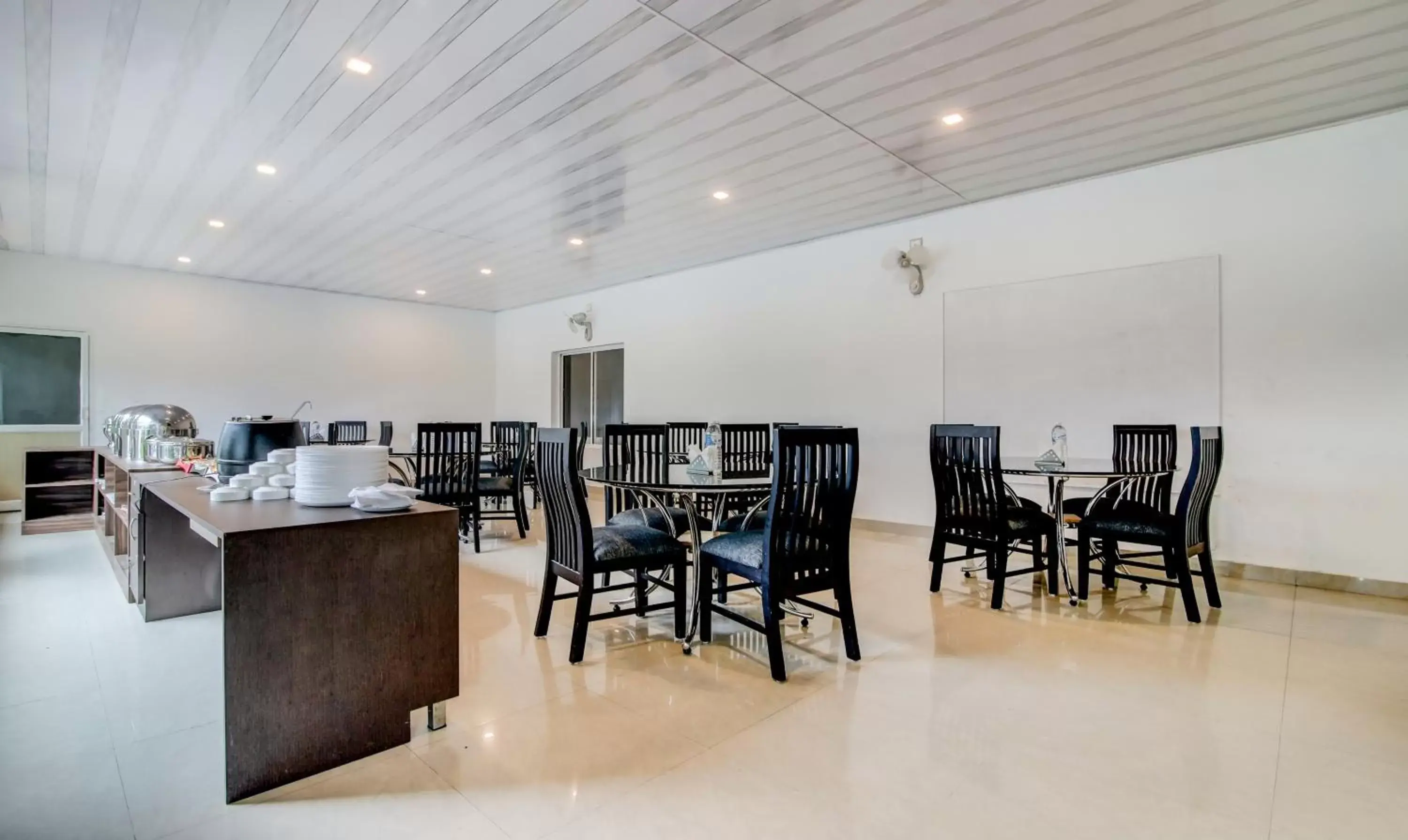 Restaurant/places to eat in Misty Garden Resort and SPA Restaurant/places to eat in Misty Garden Resort and SPA