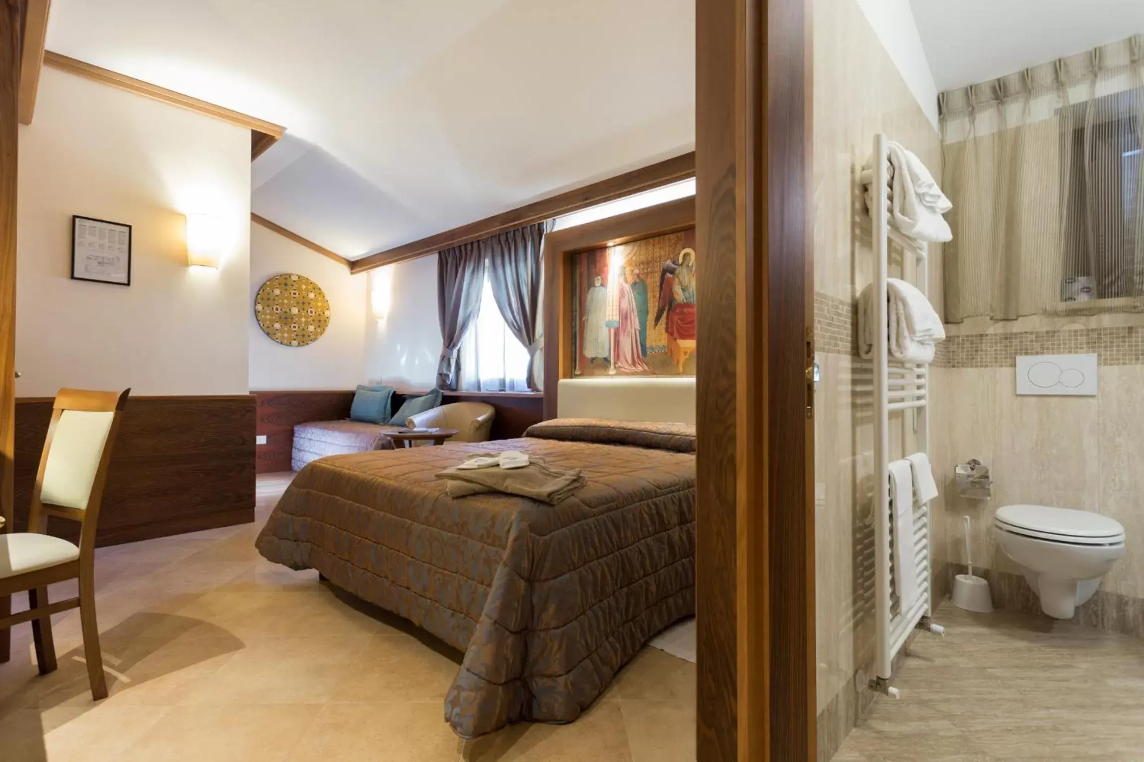 Bed in Hotel La Terrazza RESTAURANT & SPA