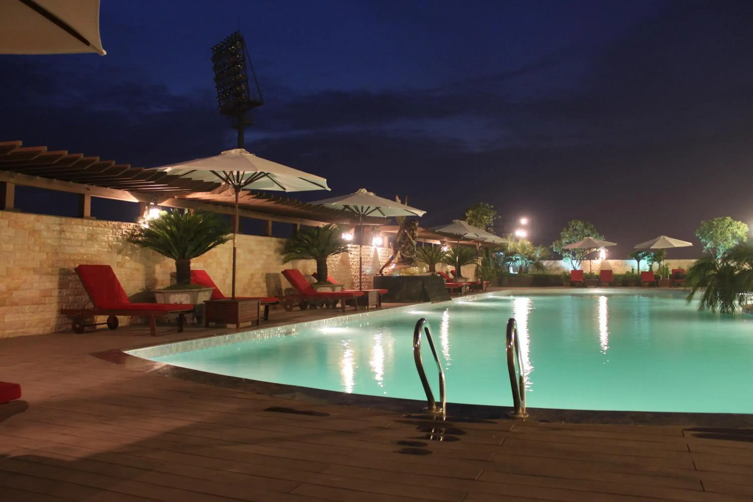 Swimming Pool in The Vissai Hotel