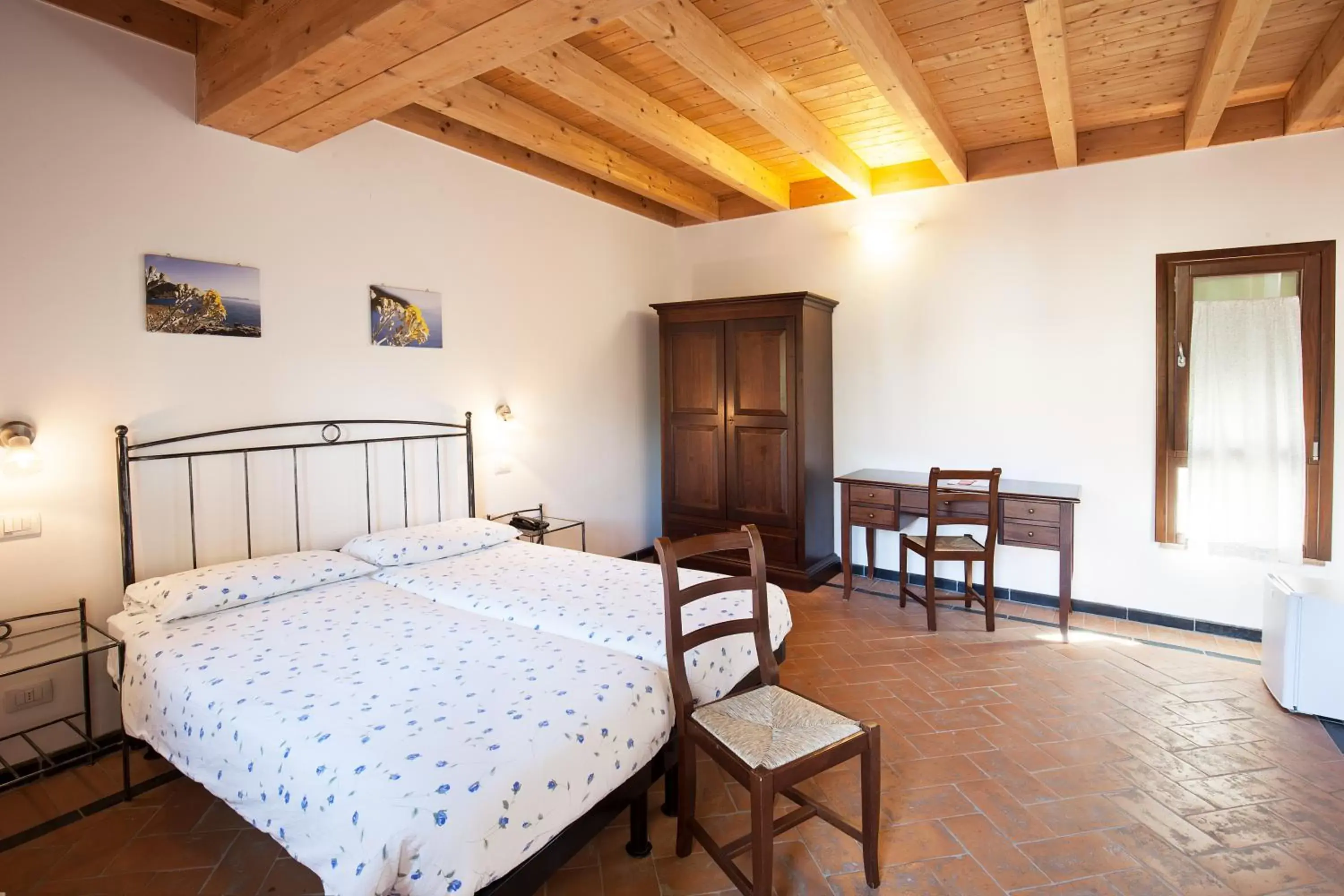 Photo of the whole room, Bed in Massa Vecchia