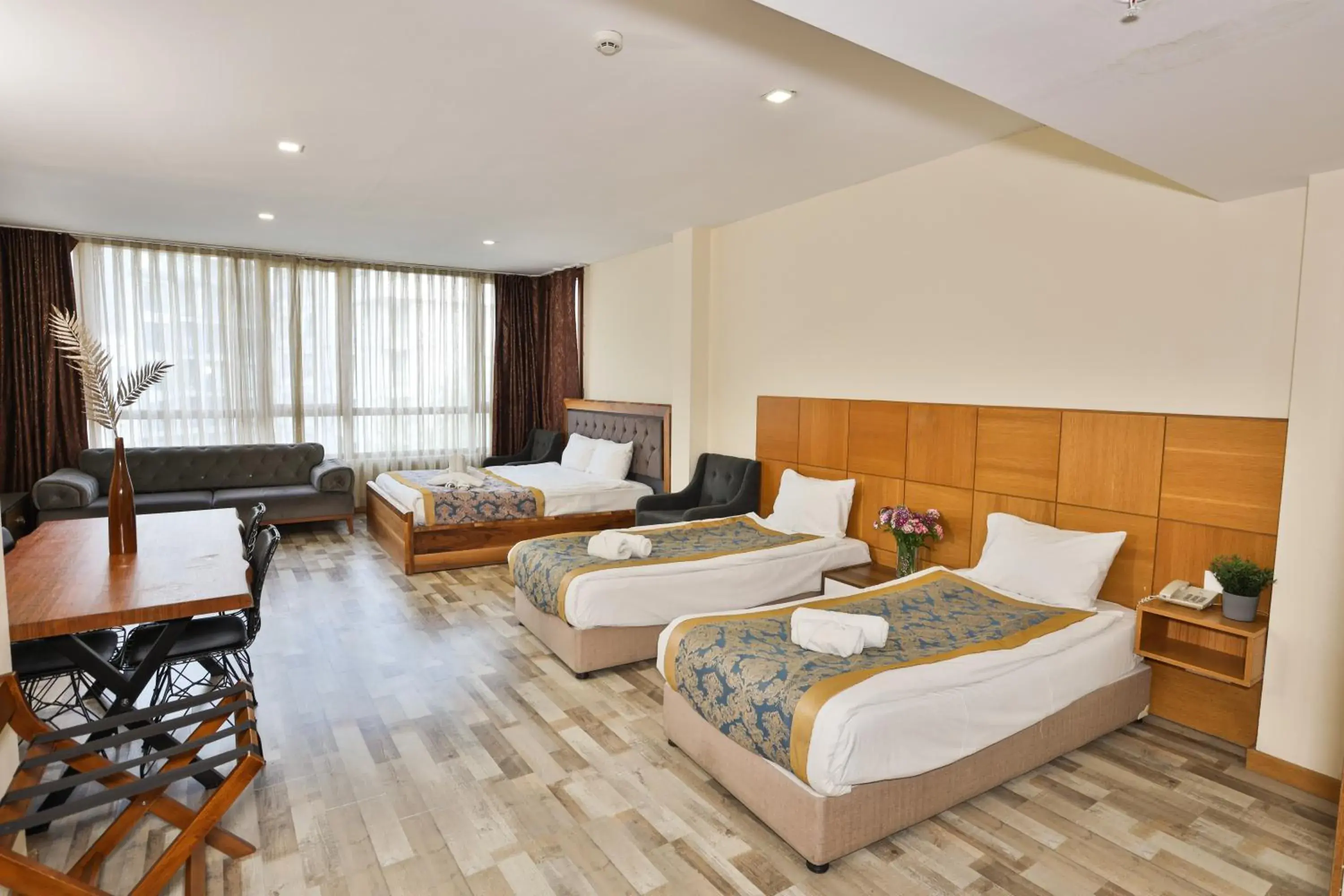 Living room in Cumbali Plaza Hotel