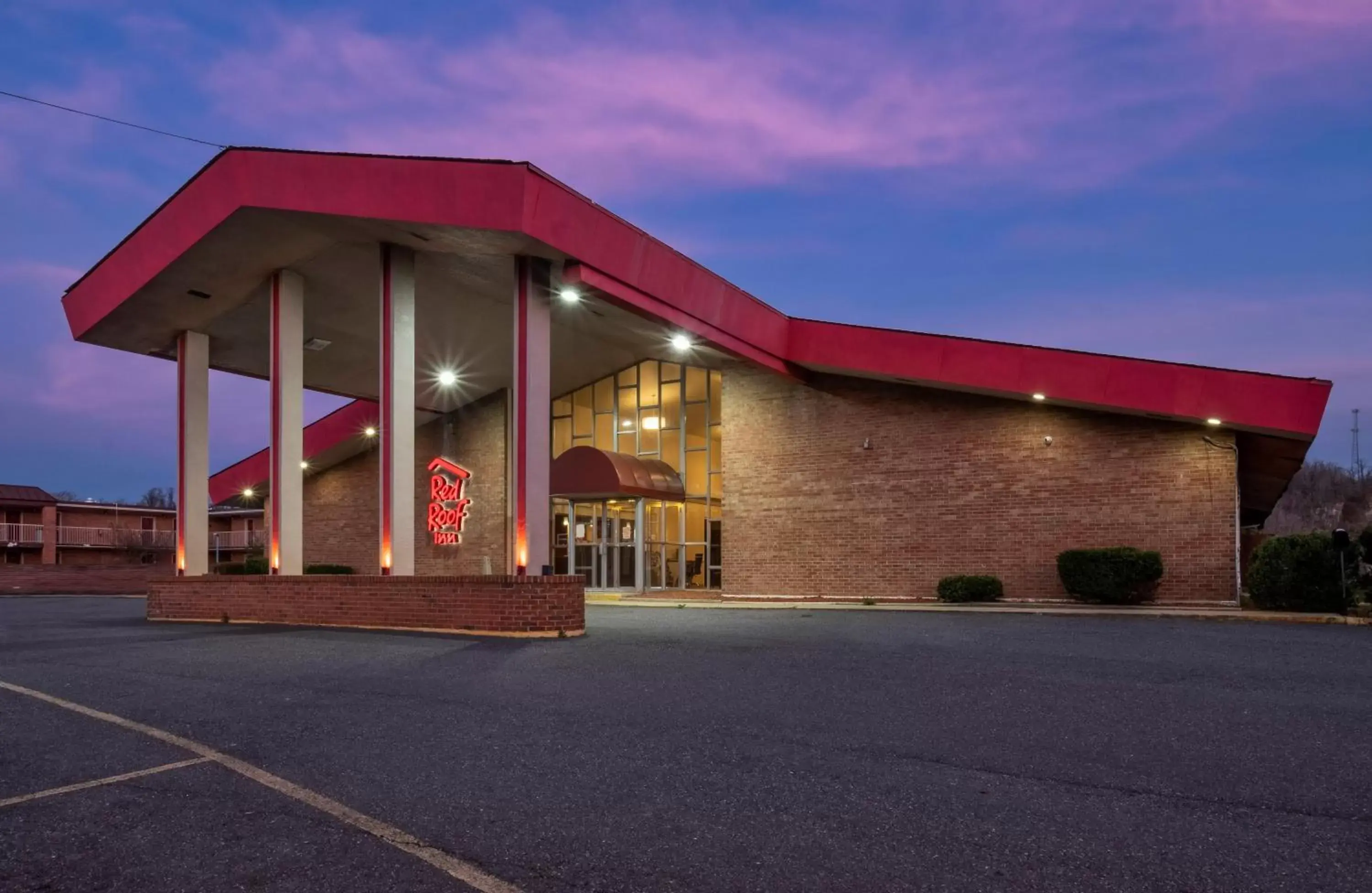 Property Building in Red Roof Inn Marion, VA