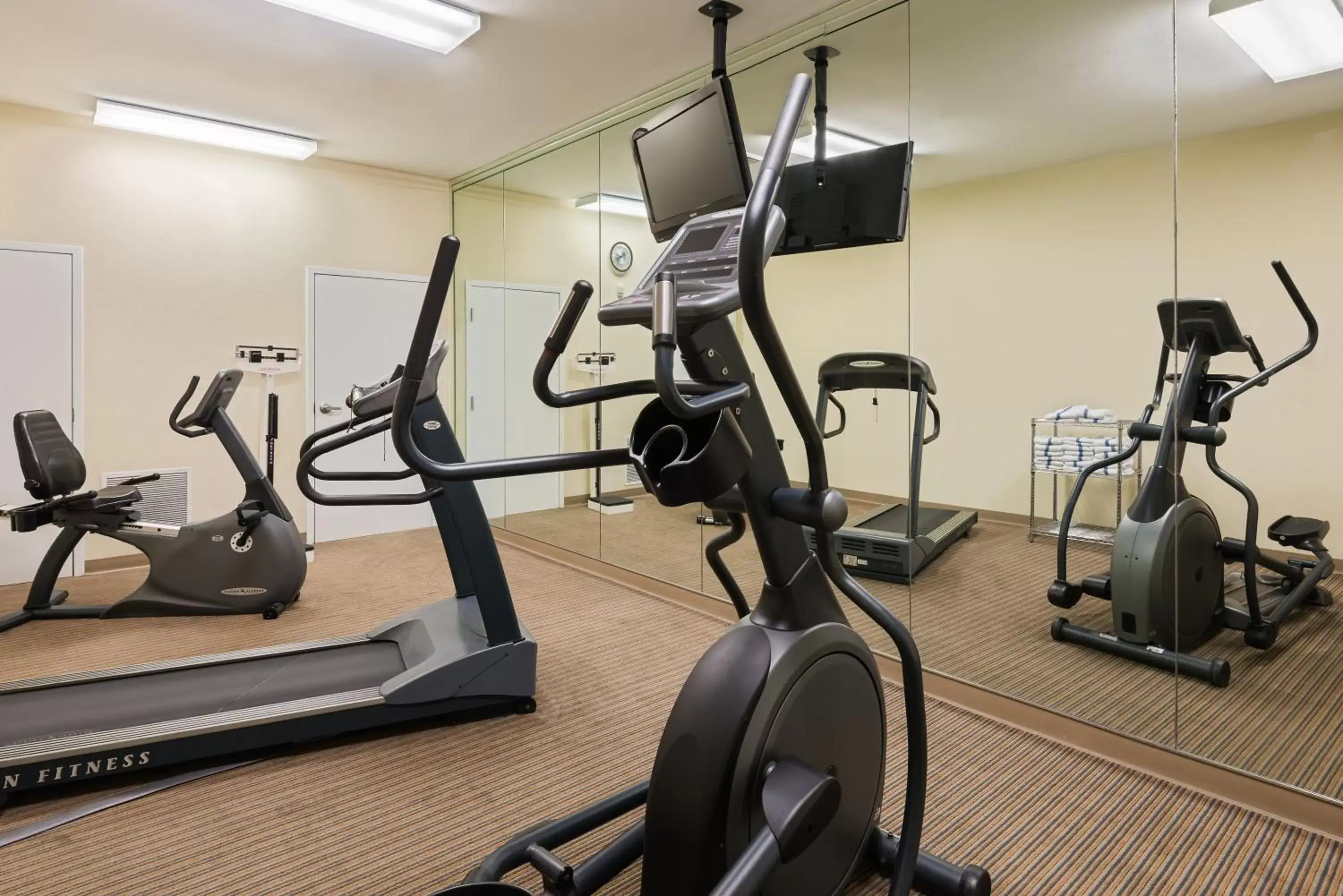 Fitness centre/facilities, Fitness Center/Facilities in Holiday Inn Express Hotel & Suites New Iberia - Avery Island, an IHG Hotel