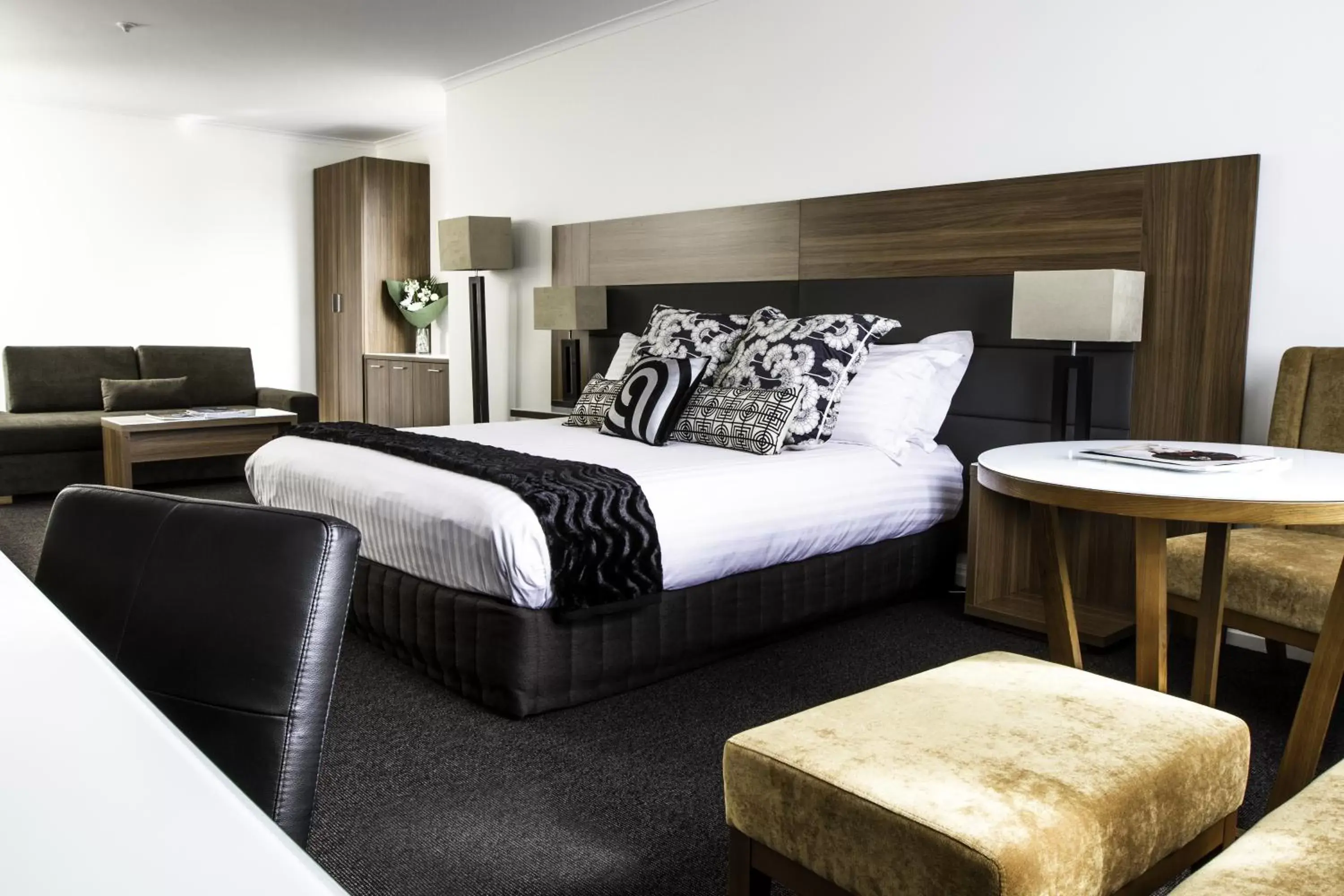 Photo of the whole room, Bed in Lenna Of Hobart Photo of the whole room, Bed in Lenna Of Hobart