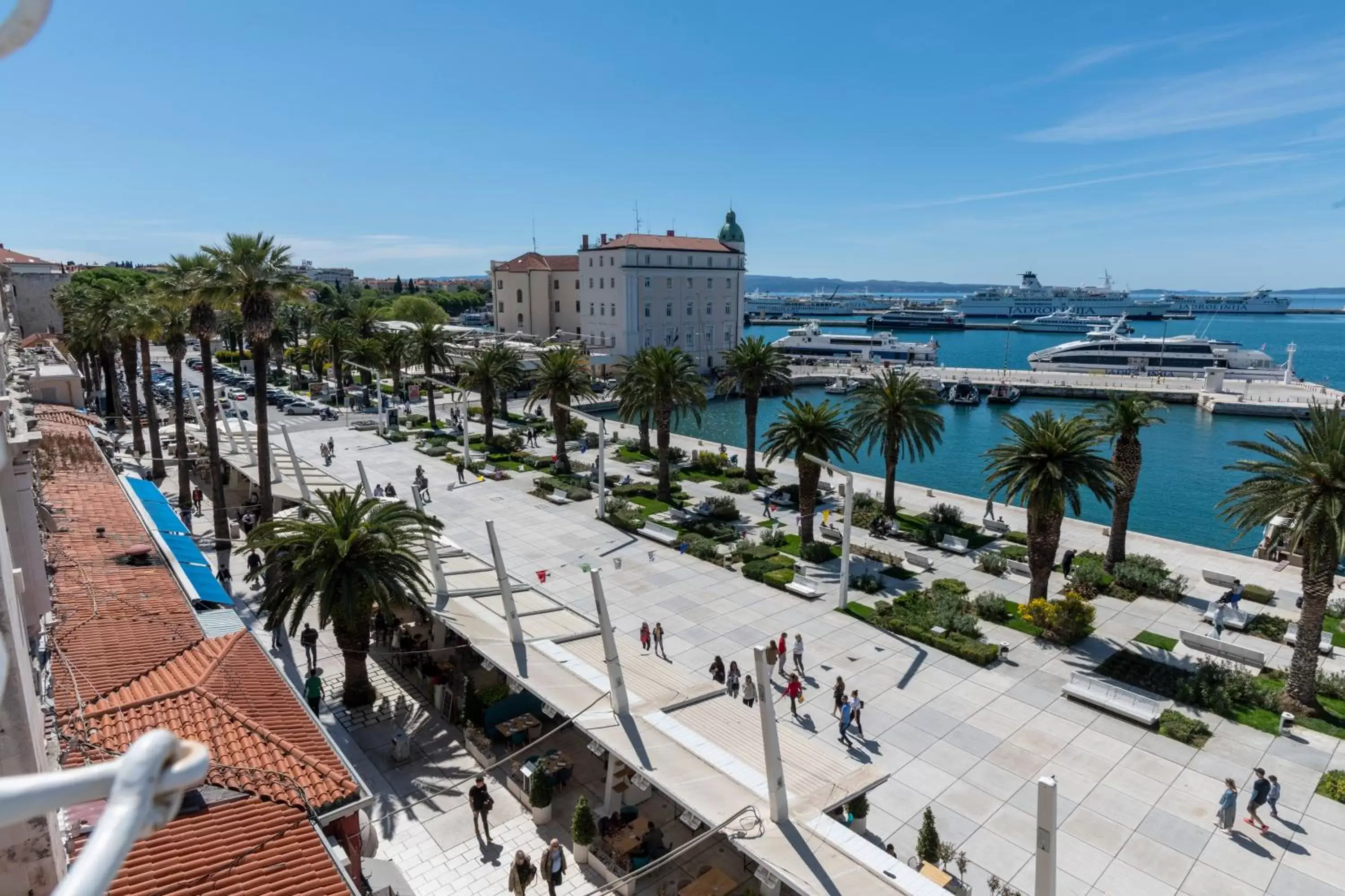 Deluxe Suite with Sea View in Deluxe Collection Hotel Kastel Deluxe Suite with Sea View in Deluxe Collection Hotel Kastel