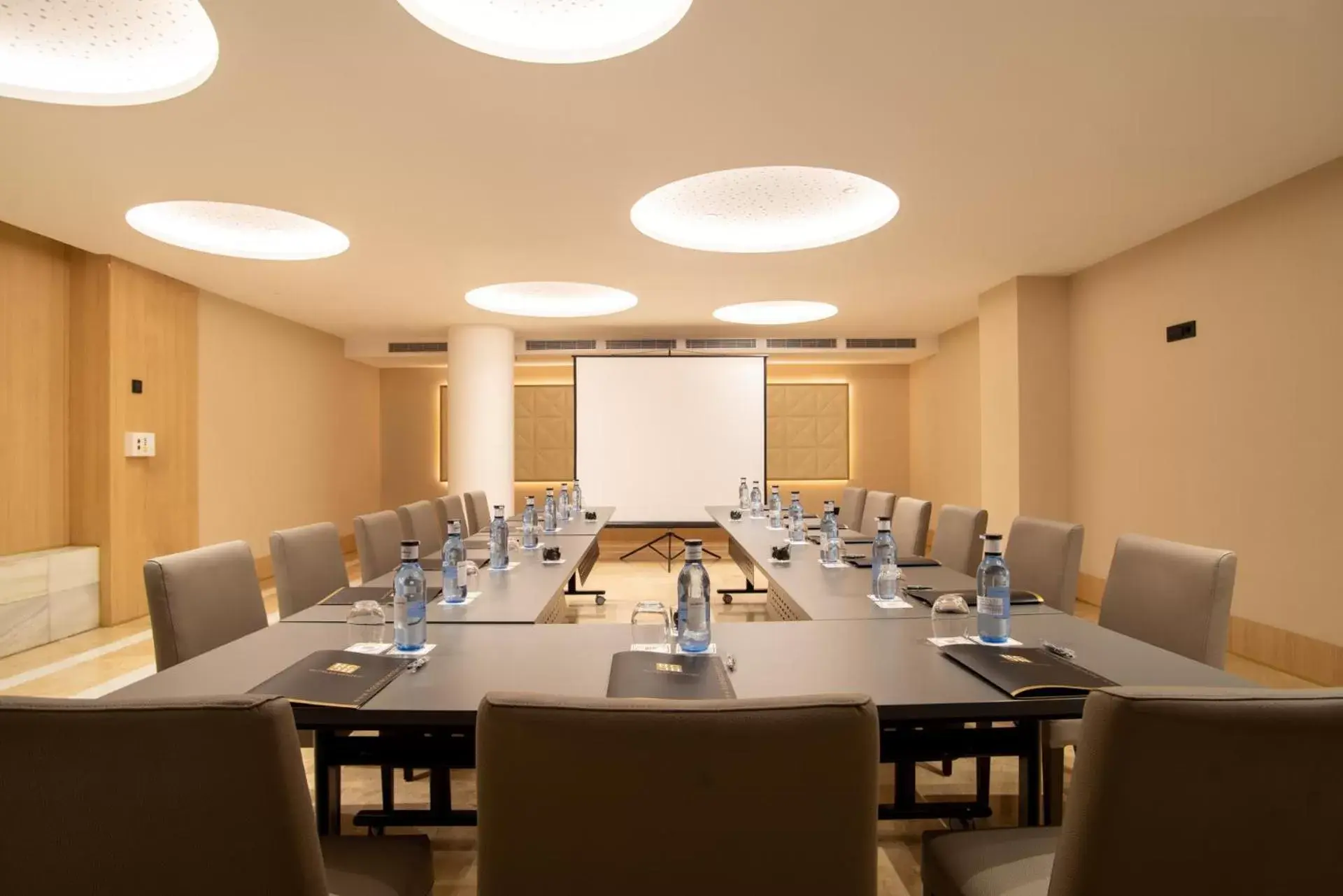 Meeting/conference room in Hotel Granada Center