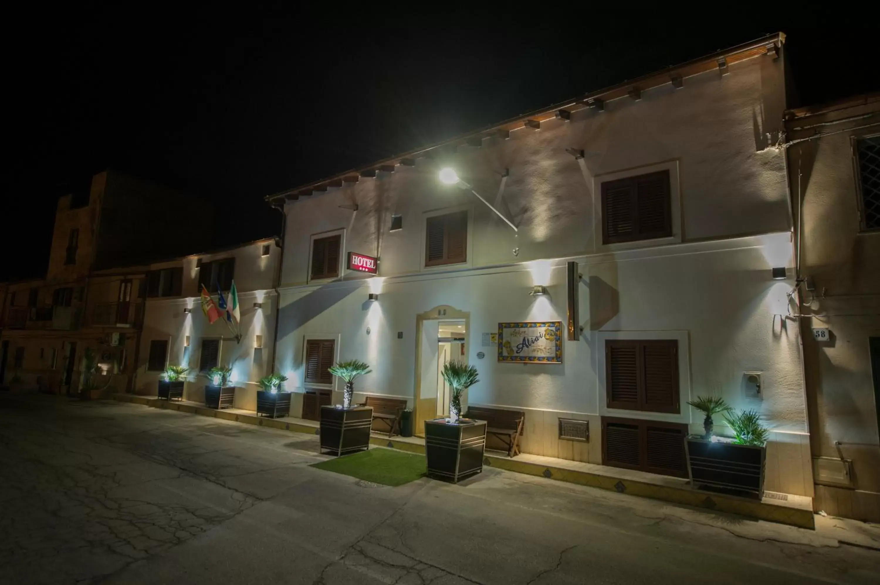 Facade/entrance, Property Building in Hotel Aliai