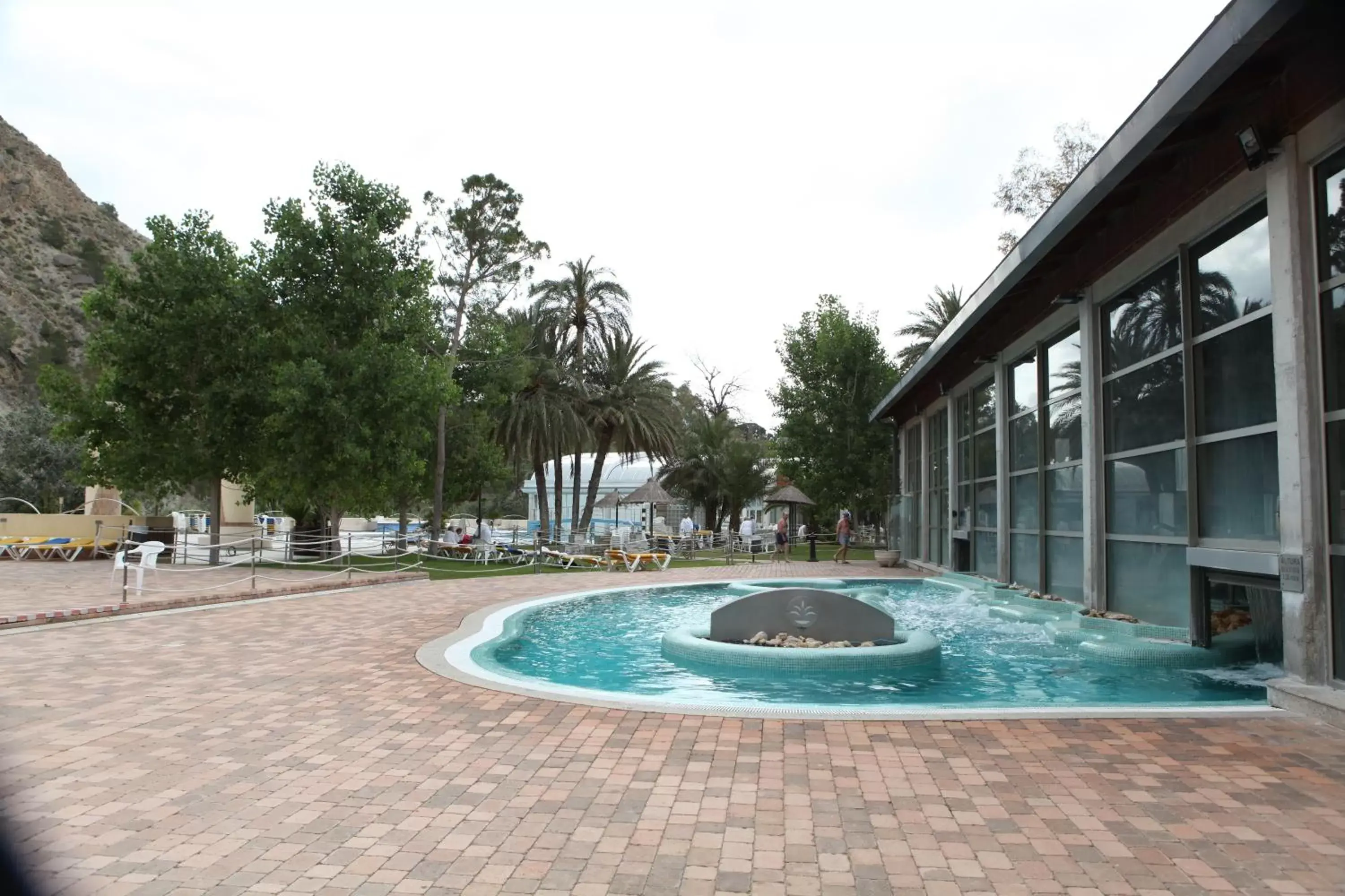Spa and wellness centre/facilities, Swimming Pool in Balneario de Archena - Hotel Levante