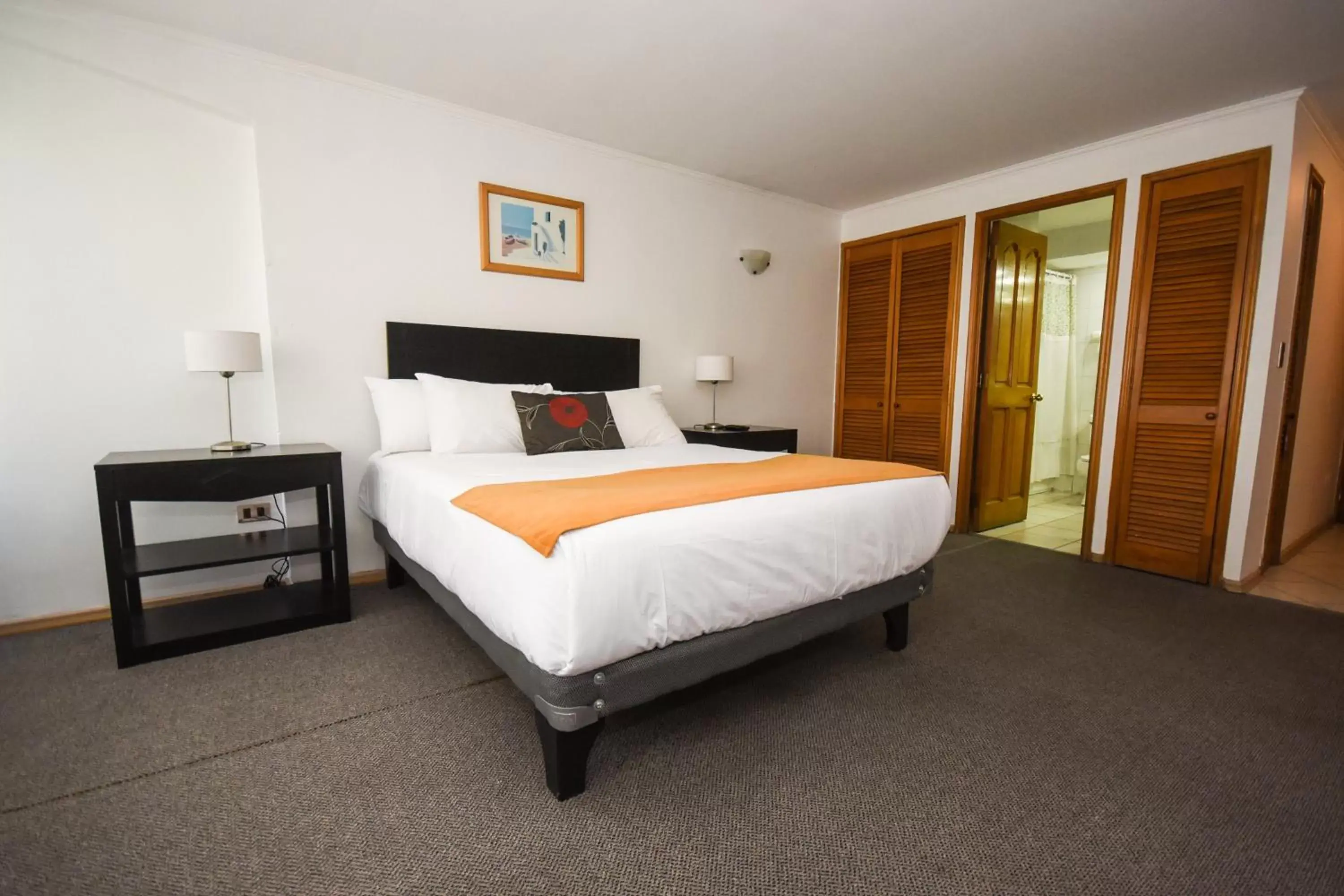 Bed in Hotel Nogales By Tempo Rent
