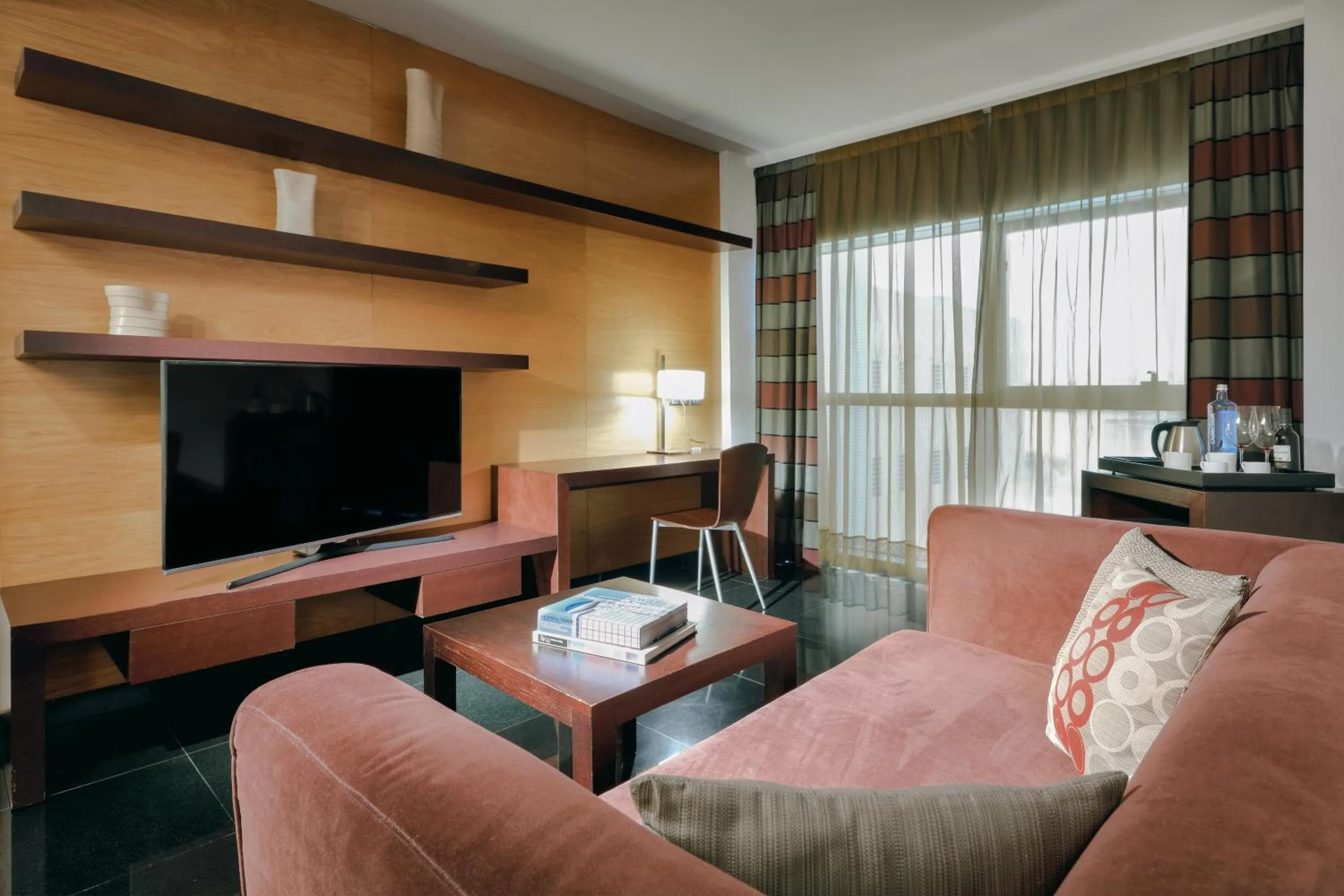 TV and multimedia in Hesperia Fira