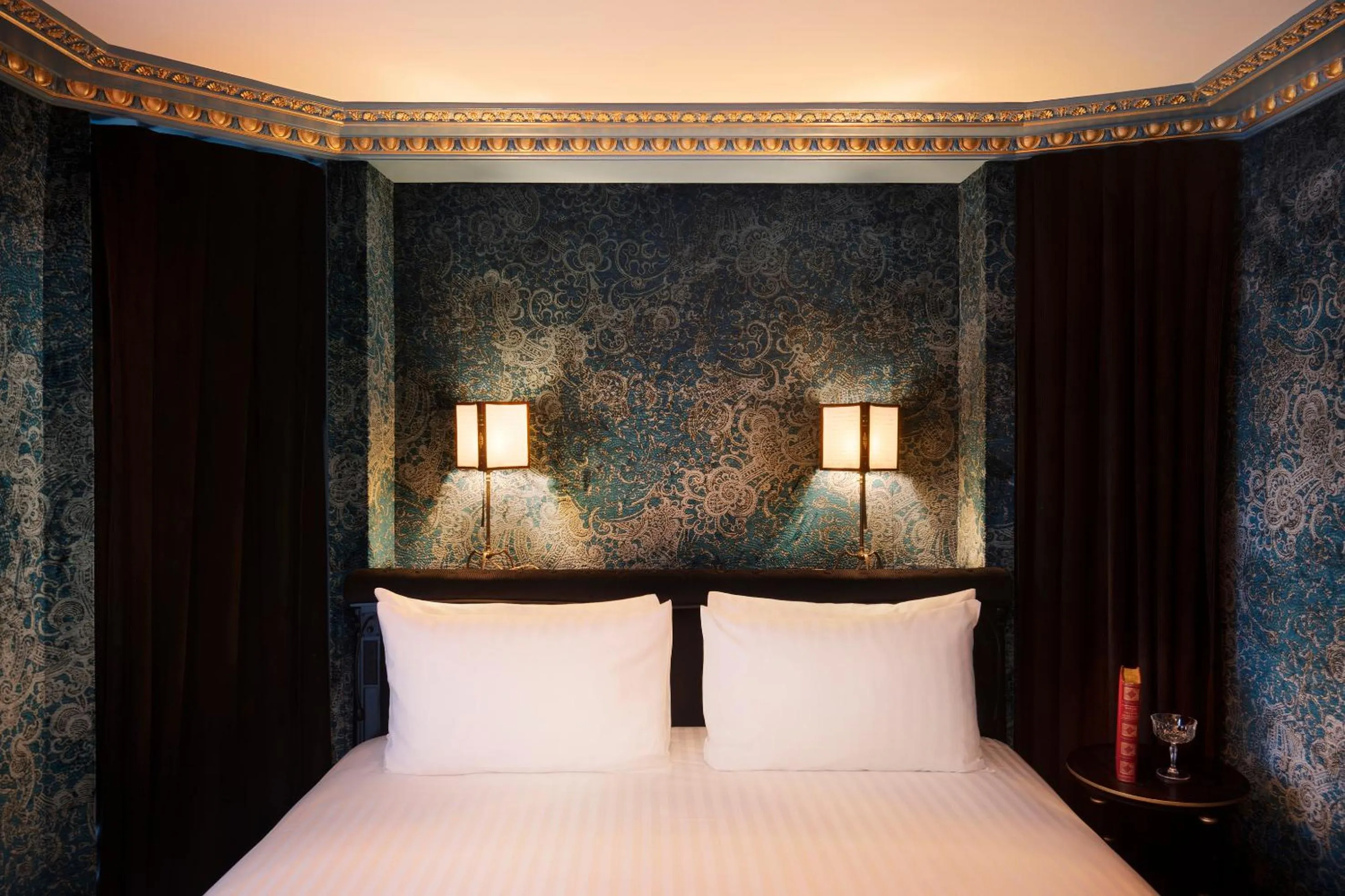 Bedroom, Bed in Maison Proust, Hotel & Spa La Mer