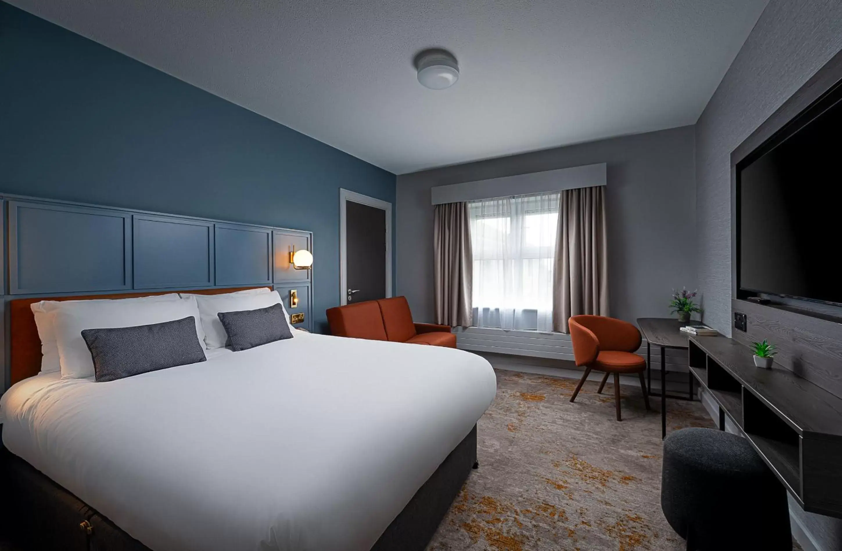 Bedroom in Leonardo Hotel Galway - Formerly Jurys Inn