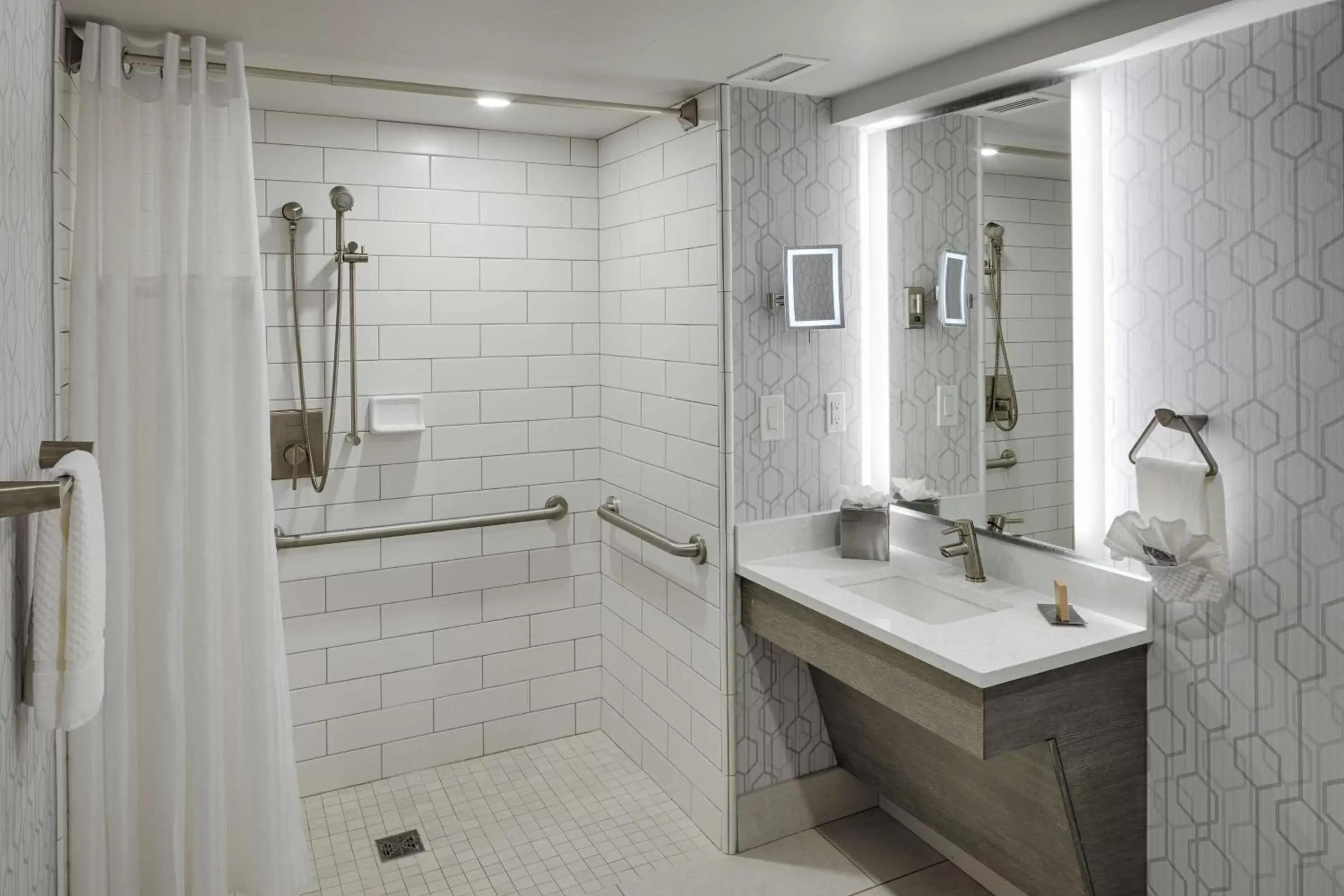 Bathroom in The Kingsley Bloomfield Hills - a DoubleTree by Hilton
