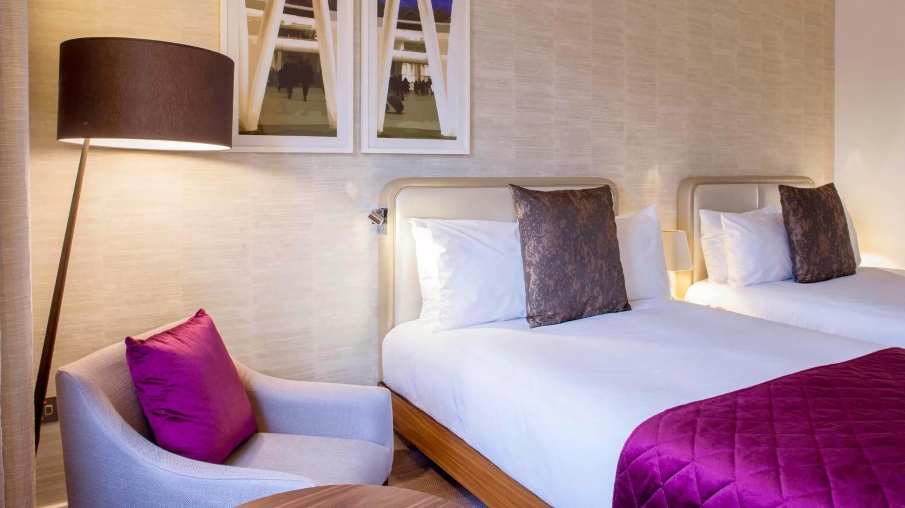 Photo of the whole room, Bed in Crowne Plaza London Kings Cross by IHG