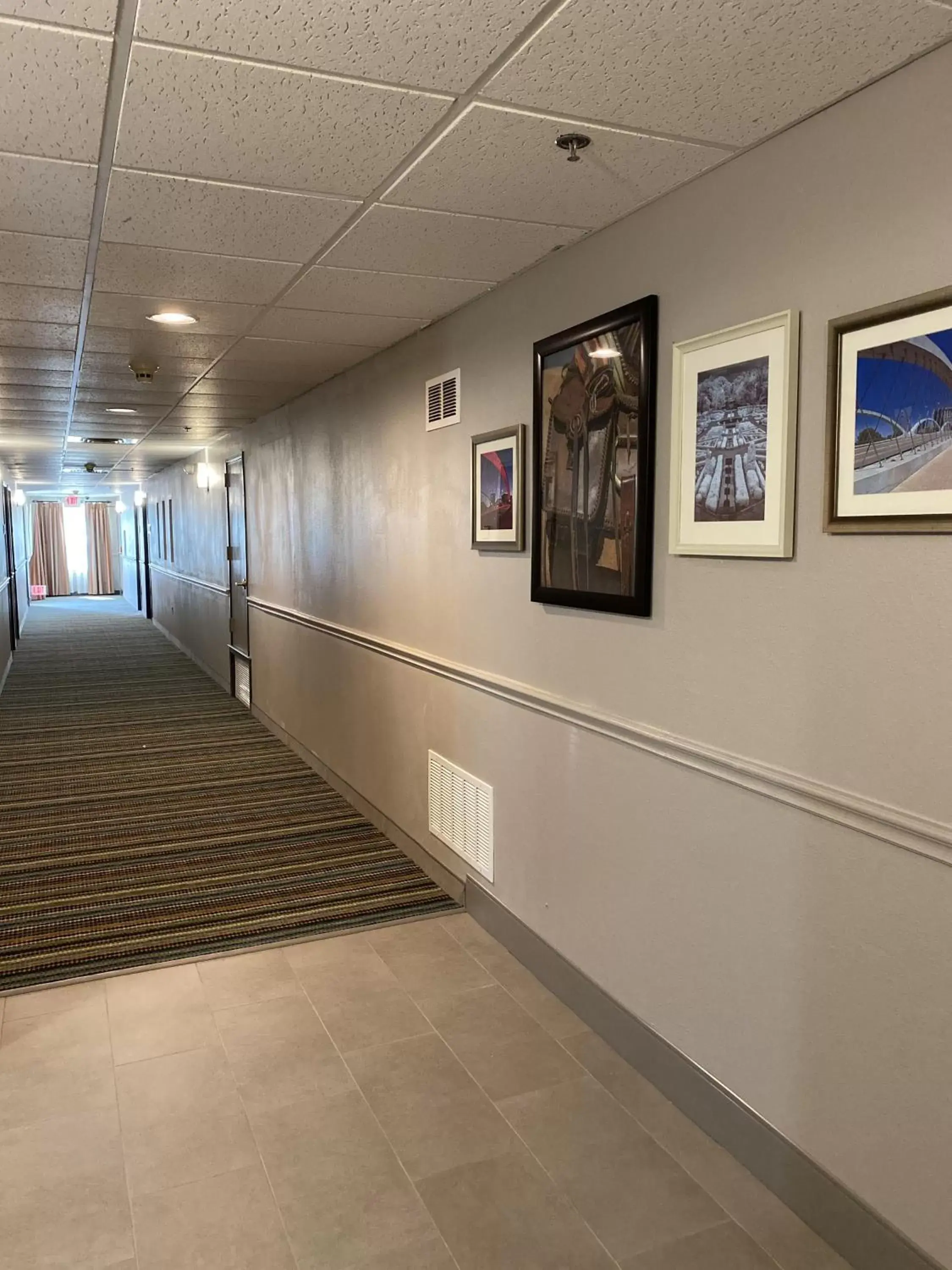 Lobby or reception in Country Inn & Suites by Radisson, Fort Worth, TX Lobby or reception in Country Inn & Suites by Radisson, Fort Worth, TX