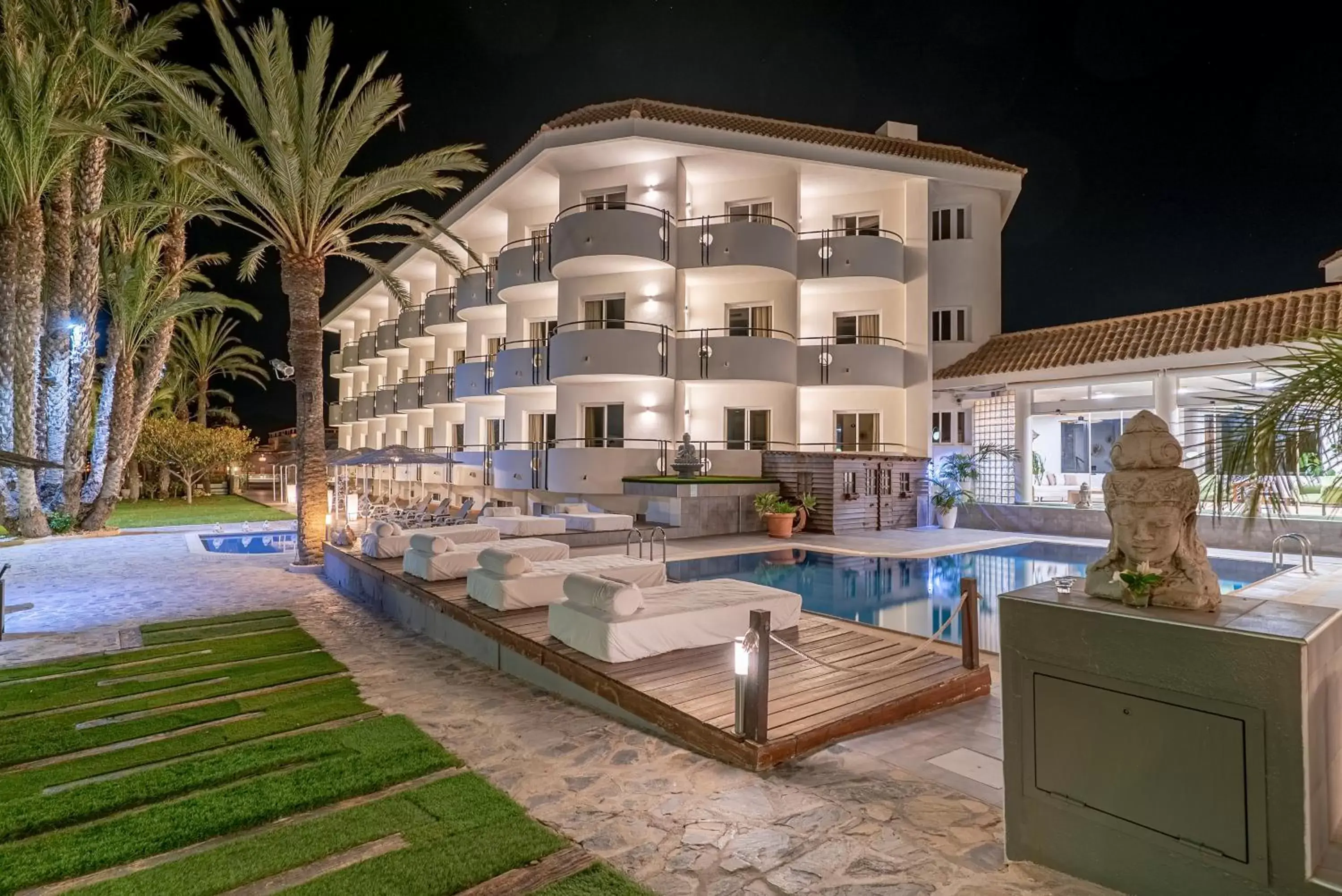 Swimming pool in Ramada Resort by Wyndham Puerto de Mazarron Swimming pool in Ramada Resort by Wyndham Puerto de Mazarron