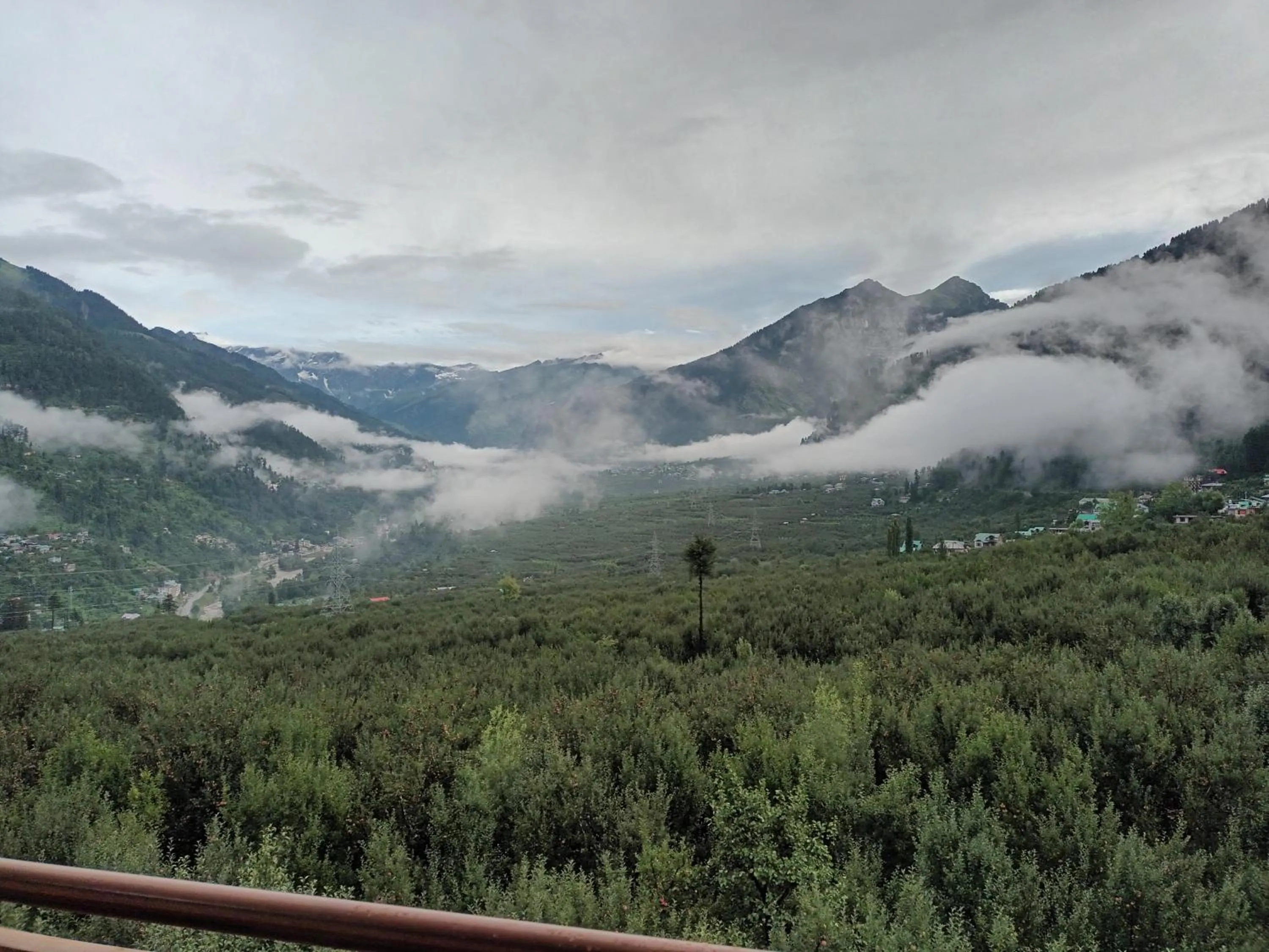 Mountain View in Sarthak Resorts-Reside in Nature with Best View, 9 kms from Mall Road Manali