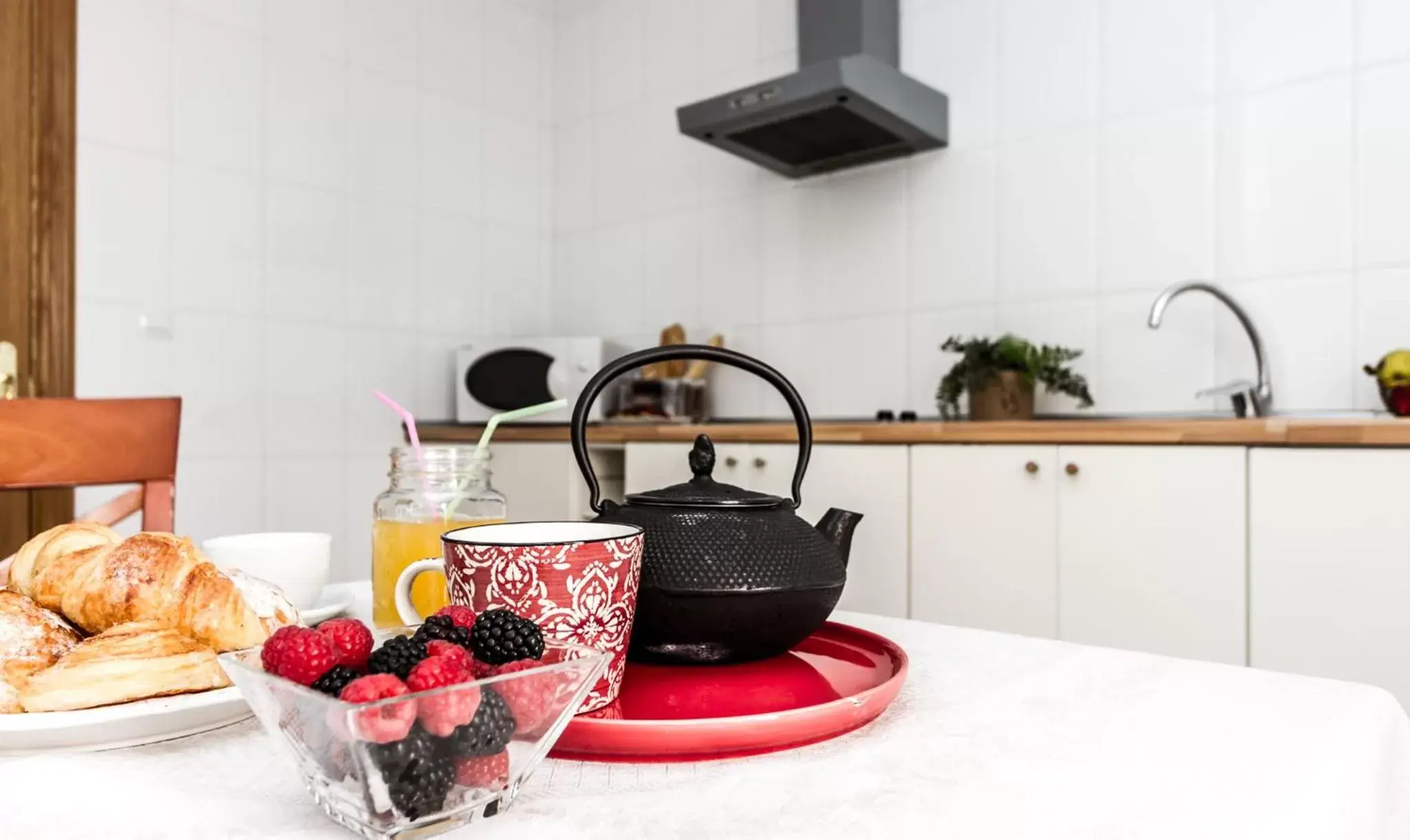 Decorative detail, Kitchen/Kitchenette in Suites Pamplona Plaza