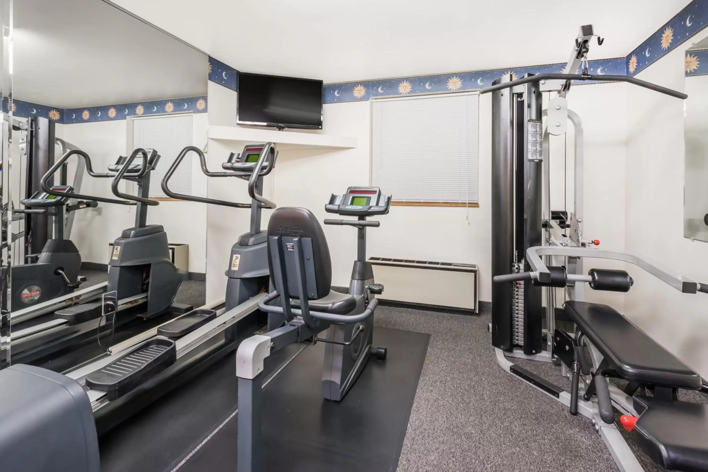 Fitness centre/facilities, Fitness Center/Facilities in Super 8 by Wyndham State College
