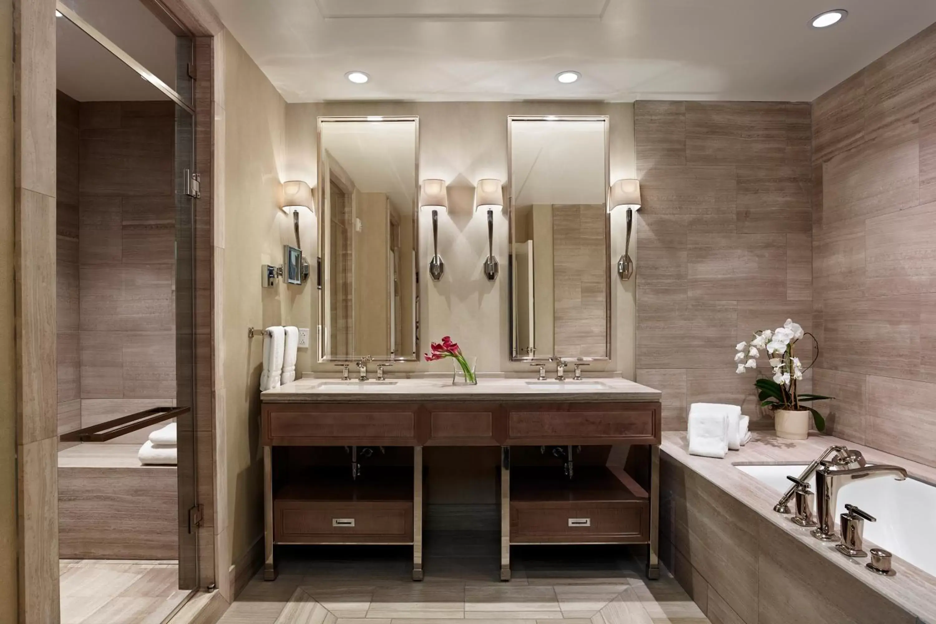 Bathroom in The Rittenhouse Hotel