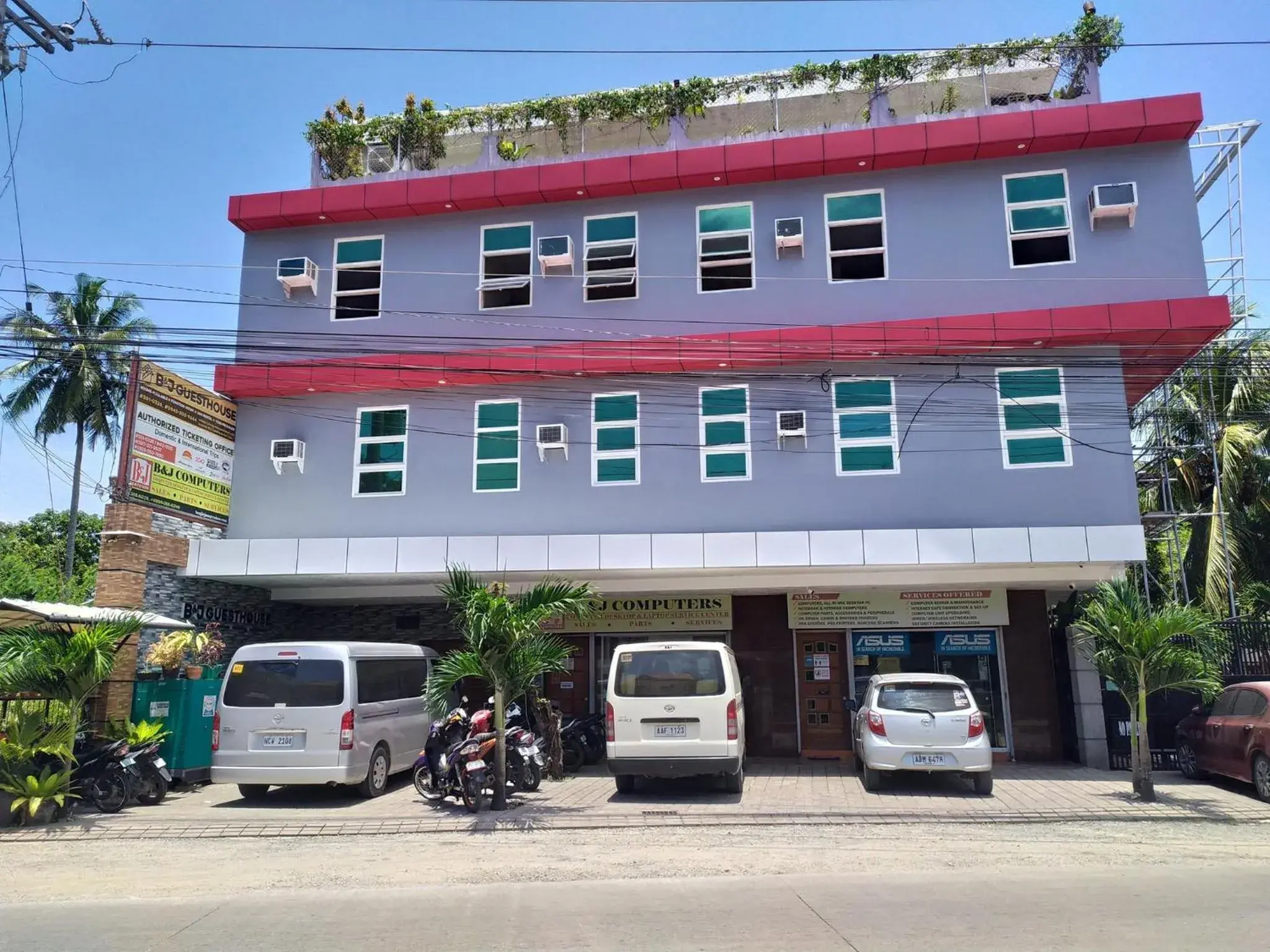 Property Building in B&J Guesthouse Tagbilaran