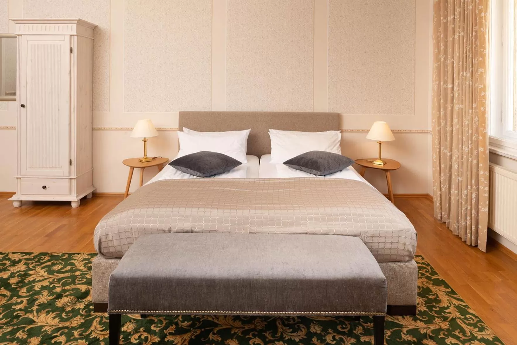 Bed in Villa Antonia