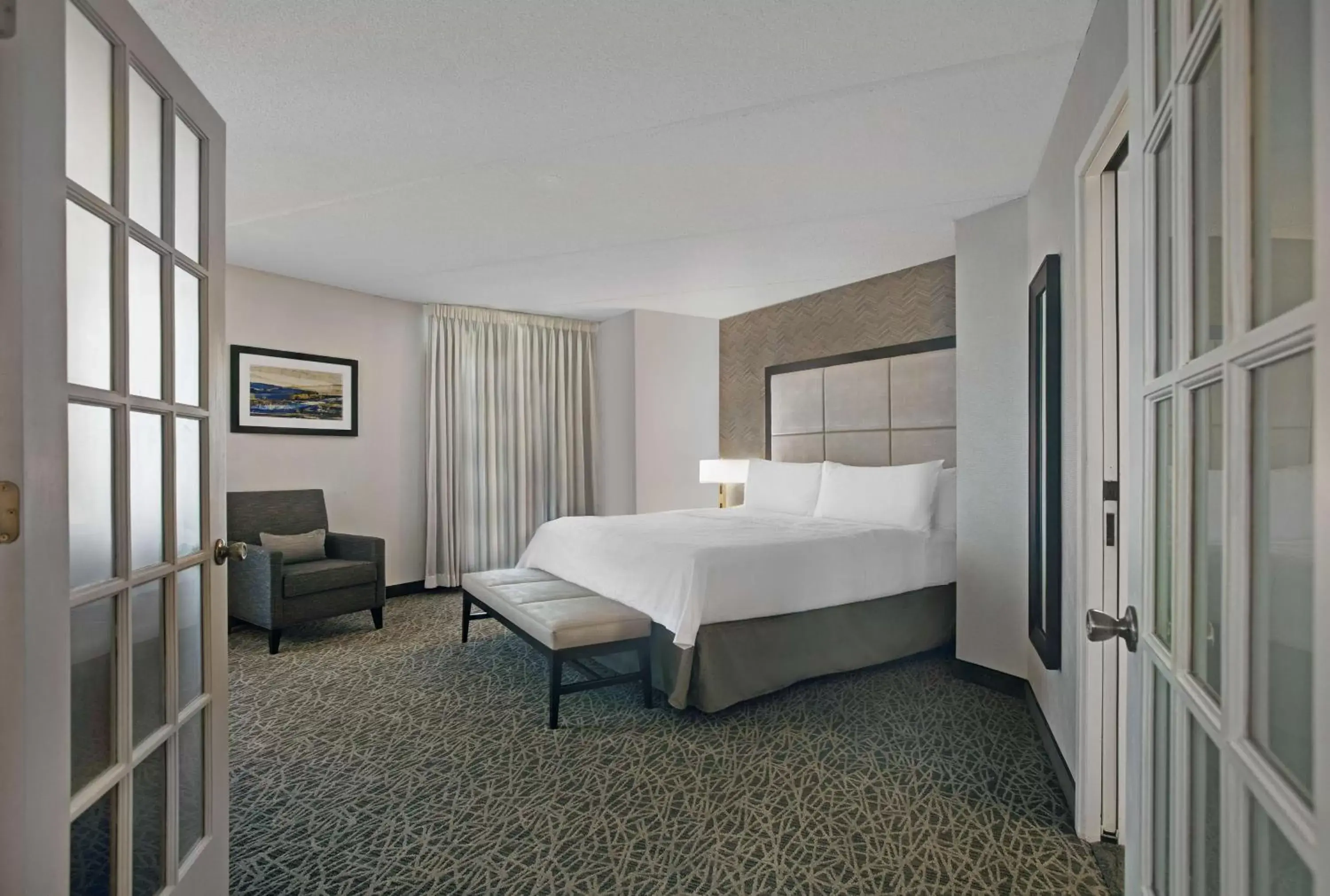 Bed in Homewood Suites by Hilton Chicago-Lincolnshire