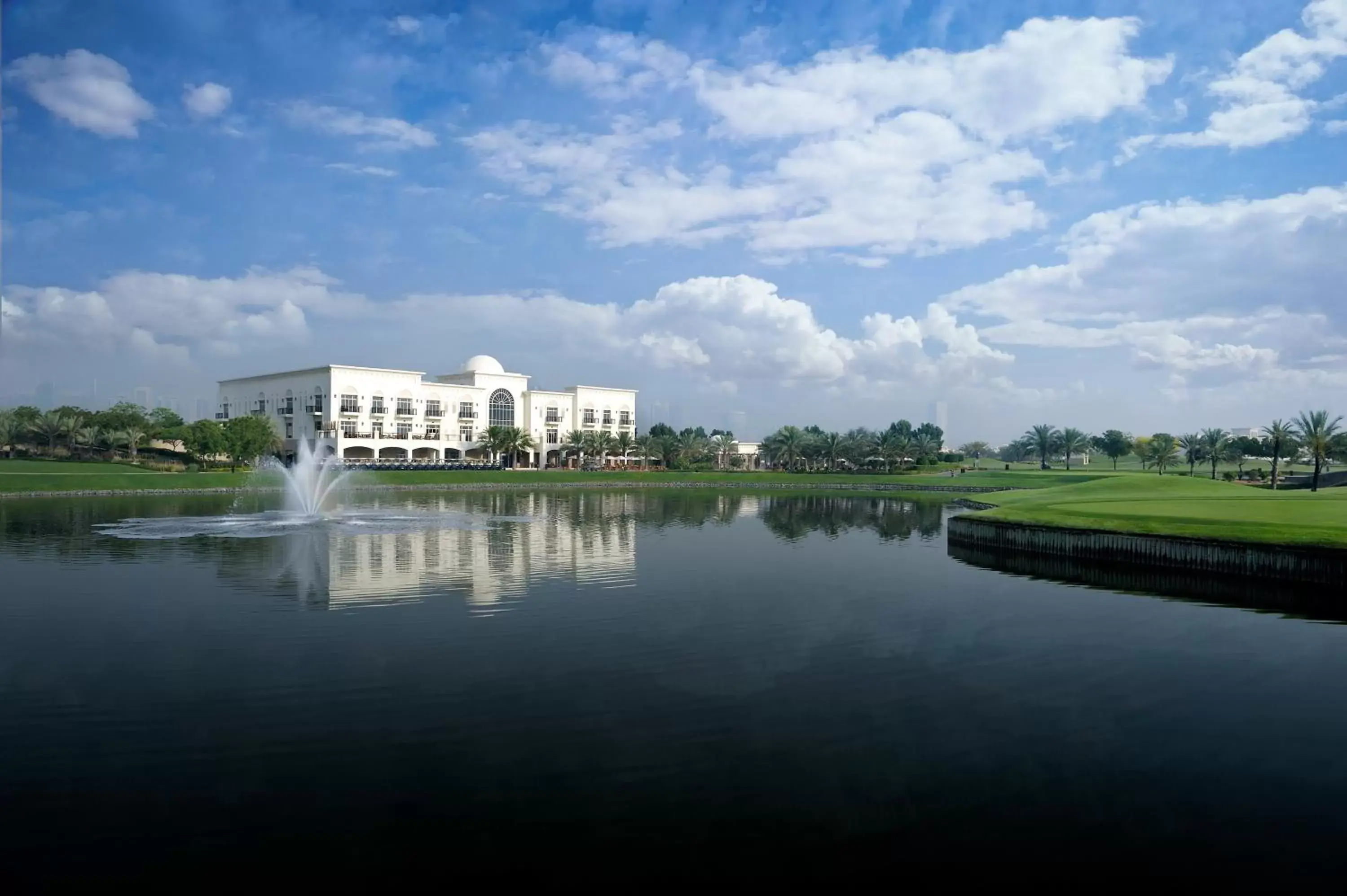 Area and facilities in Address Montgomerie