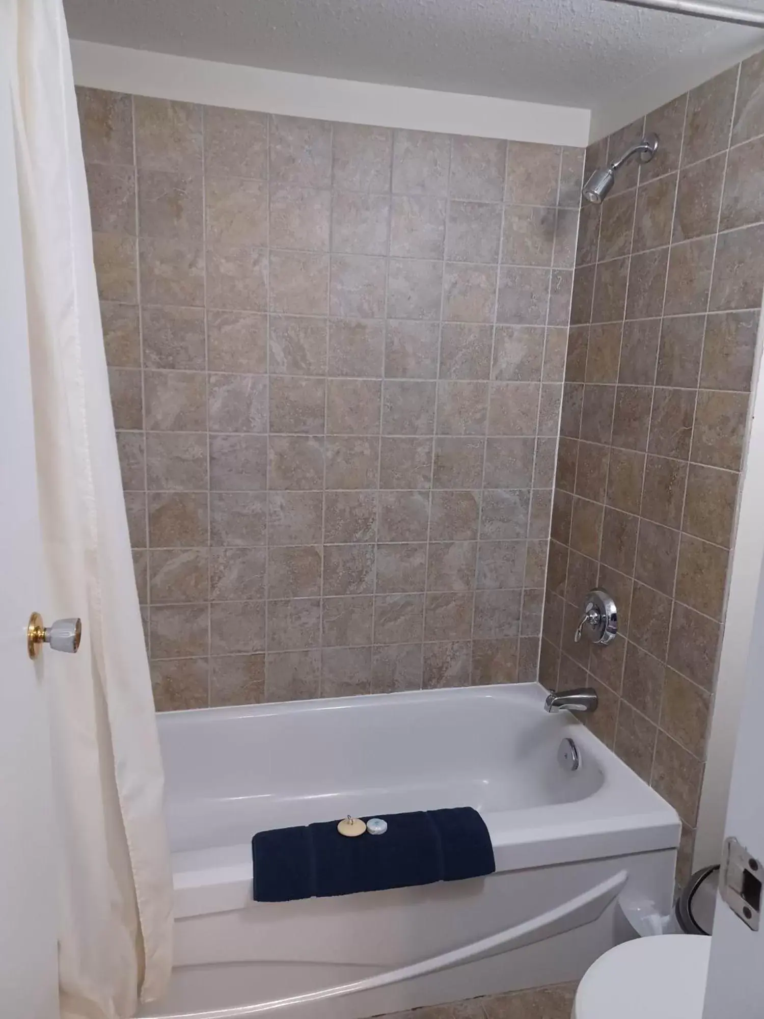 Queen Room in Grandview Motel Queen Room in Grandview Motel