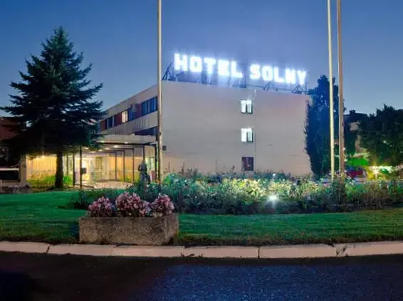 Facade/entrance, Property Building in Hotel Solny