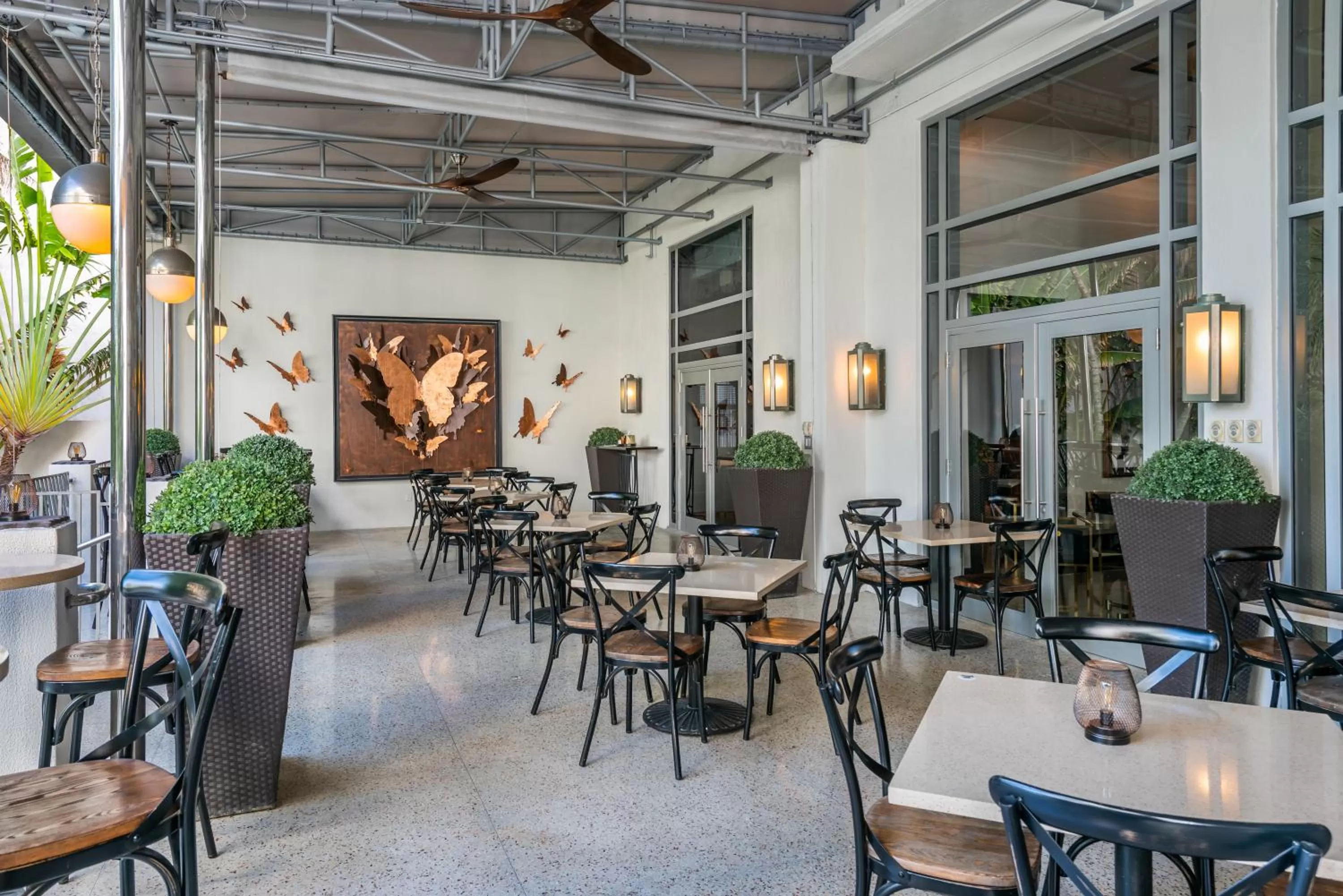 Restaurant/places to eat in National Hotel, An Adult Only Oceanfront Resort