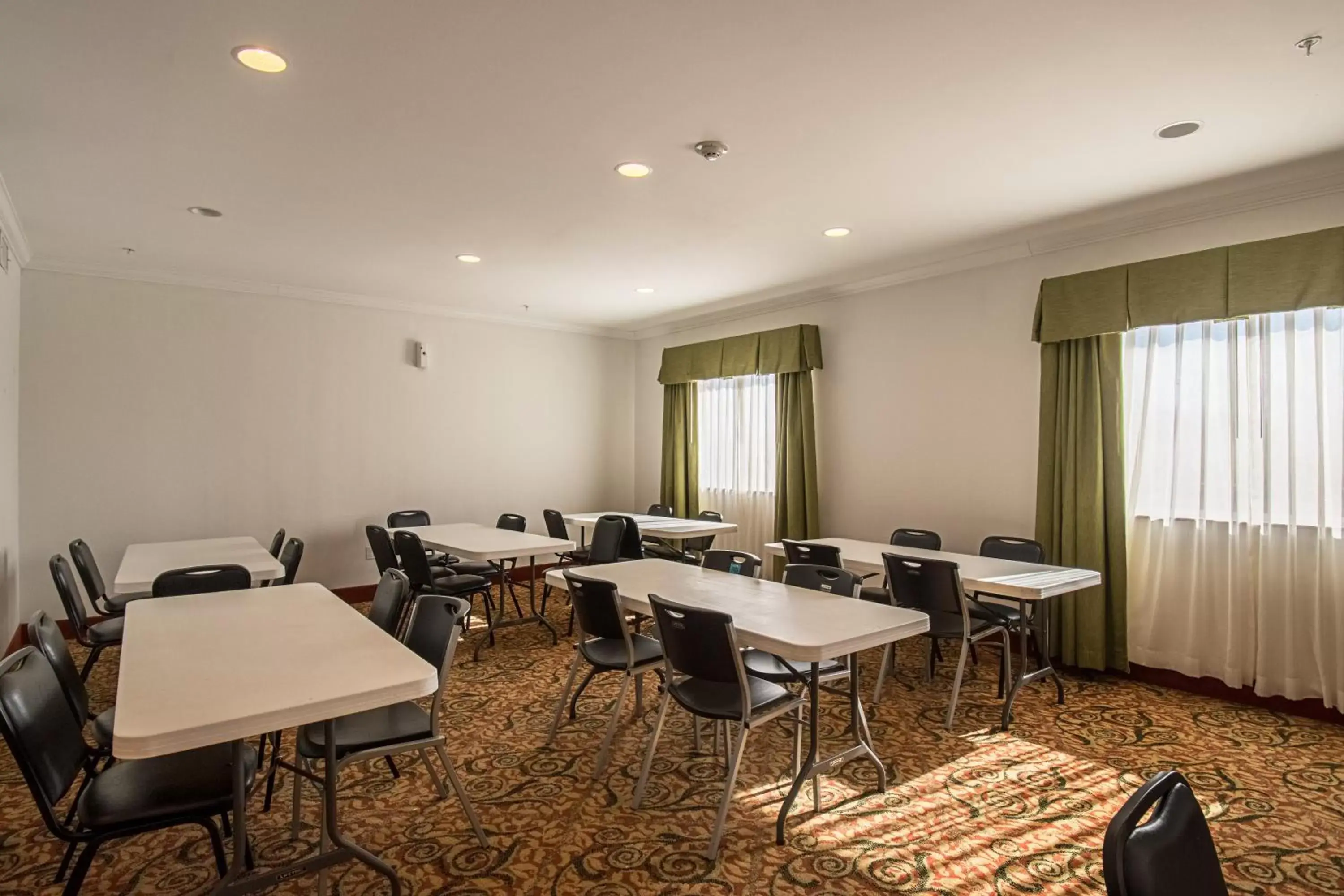 Meeting/conference room in Days Inn by Wyndham Copperas Cove