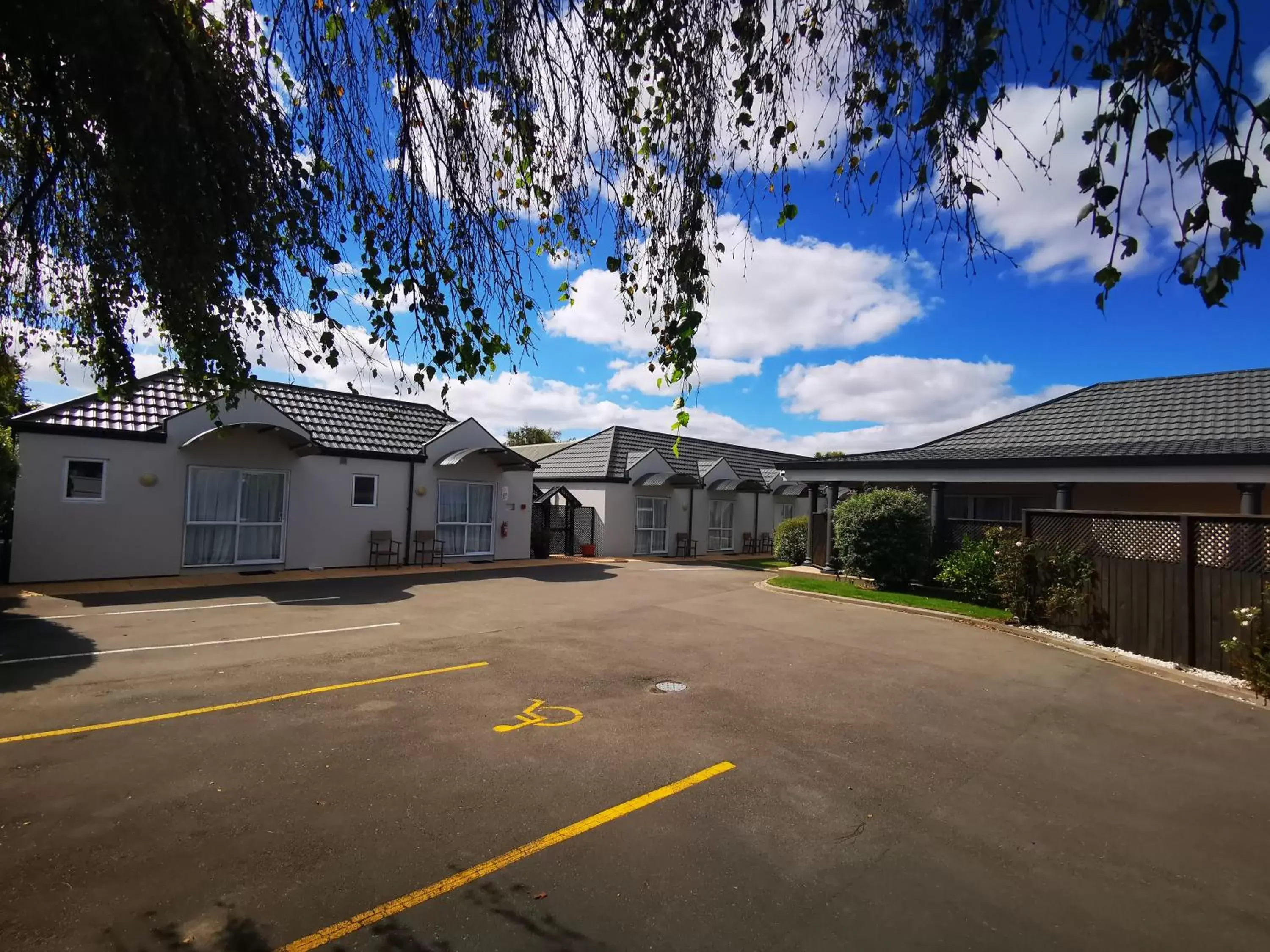 Property Building in Airport Birches Motel