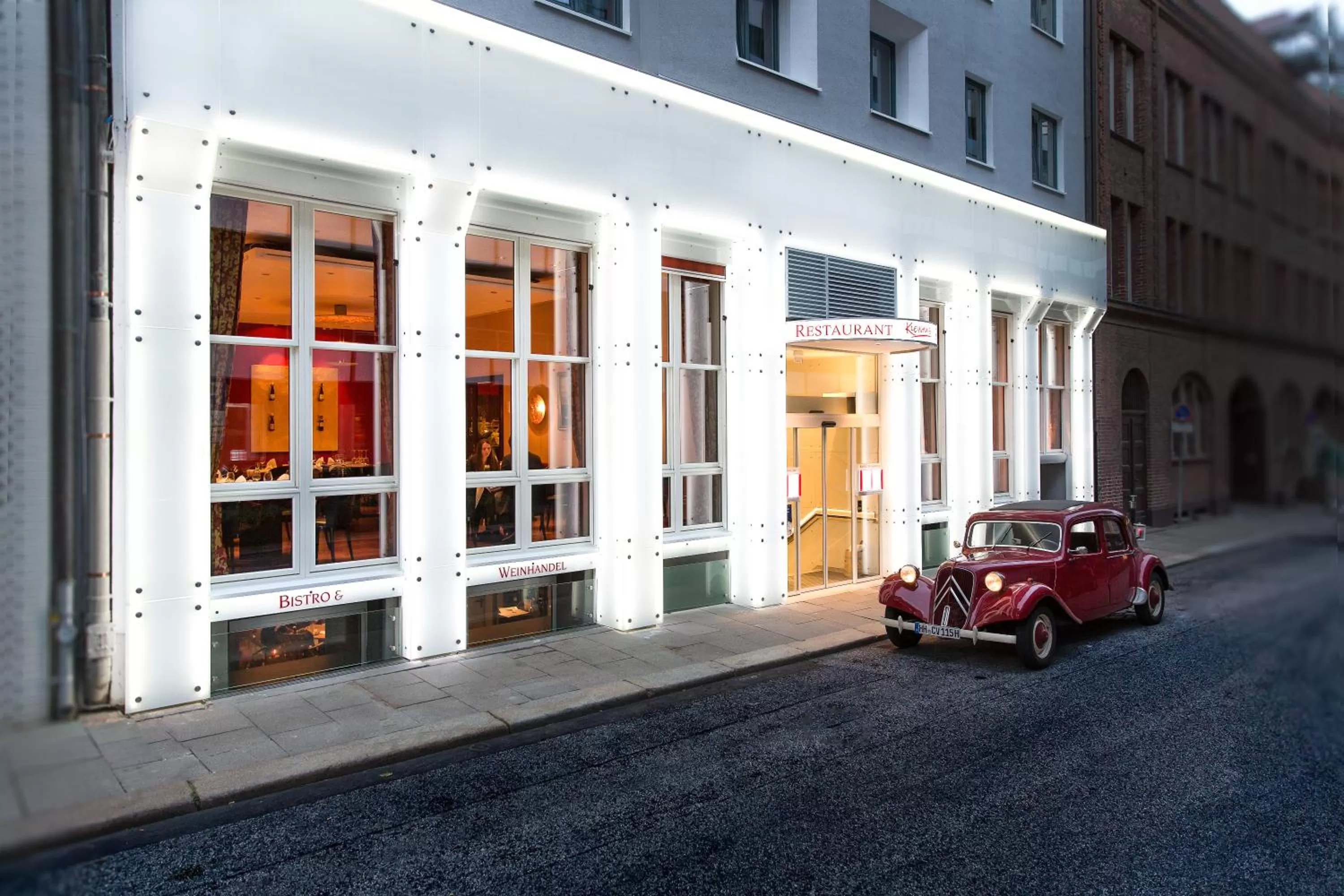 Property building in Palais Esplanade Hamburg - Adults Only