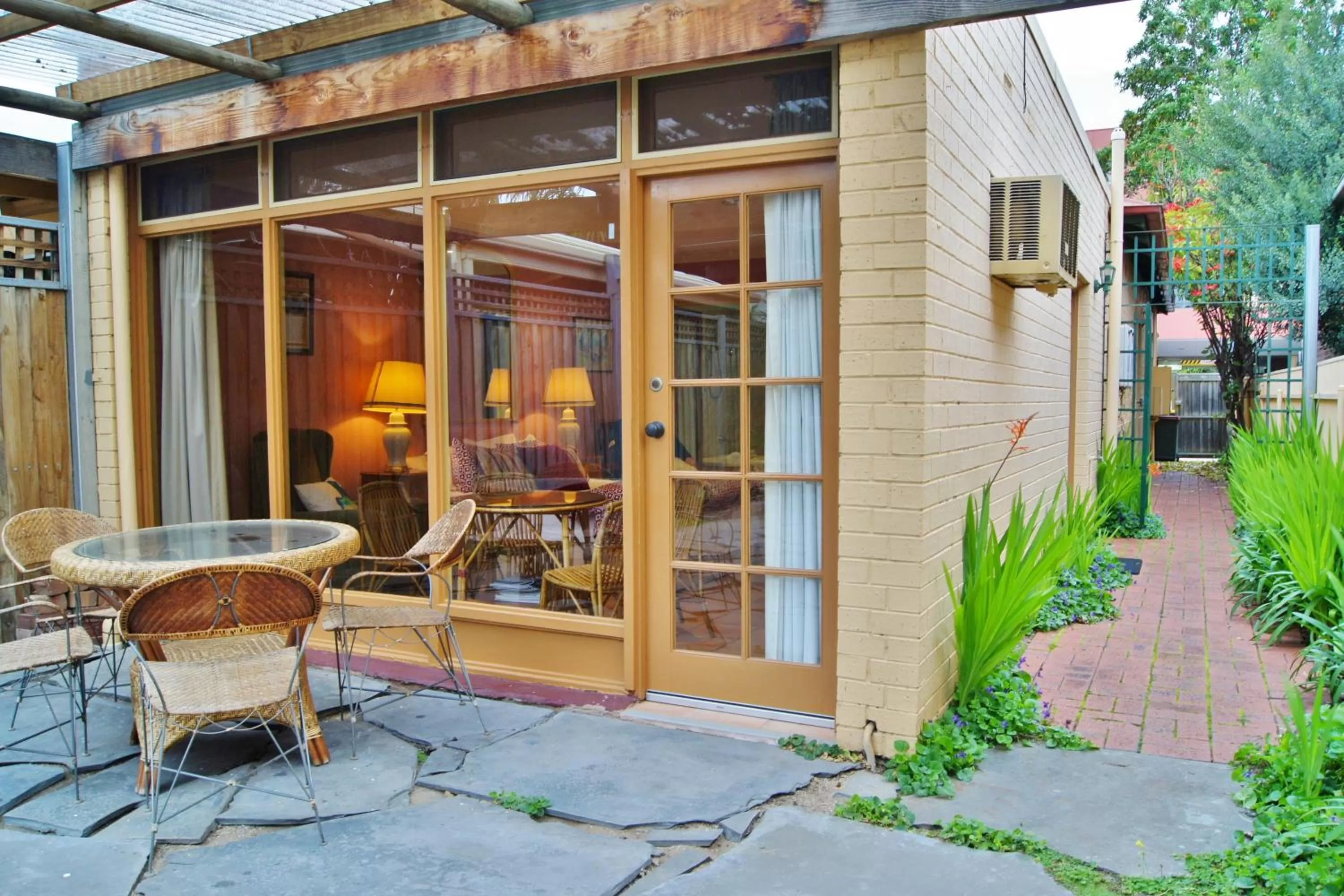 Patio in North Adelaide Heritage Cottages & Apartments