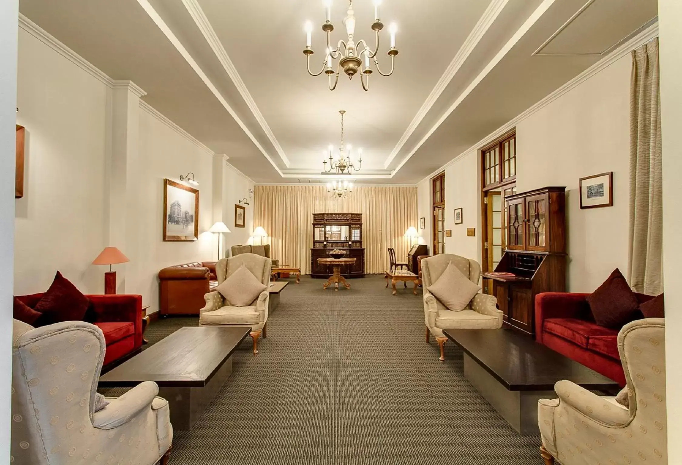 Library, Seating Area in Galle Face Hotel