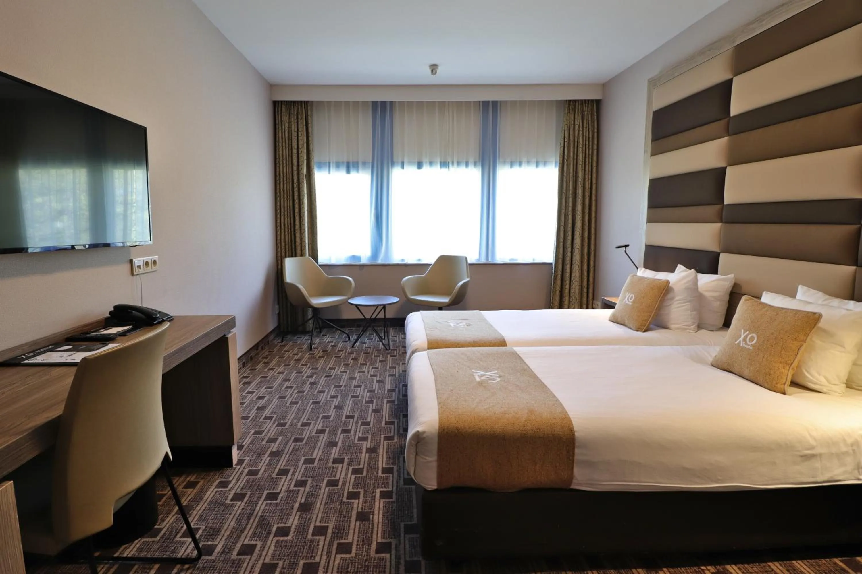 Bedroom, Bed in XO Hotels Blue Square