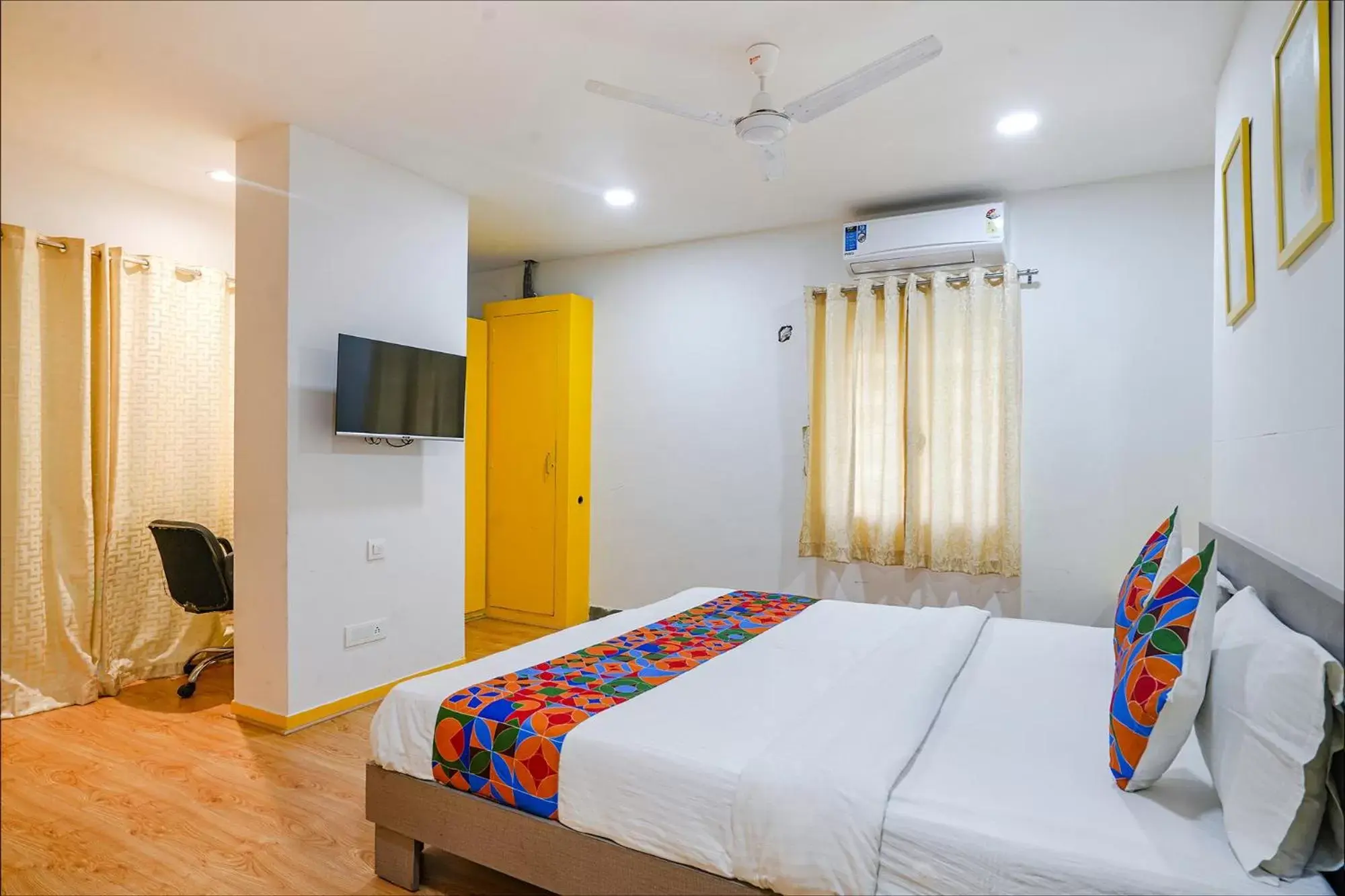 Bed in Collection O Hotel Holiday Banjara