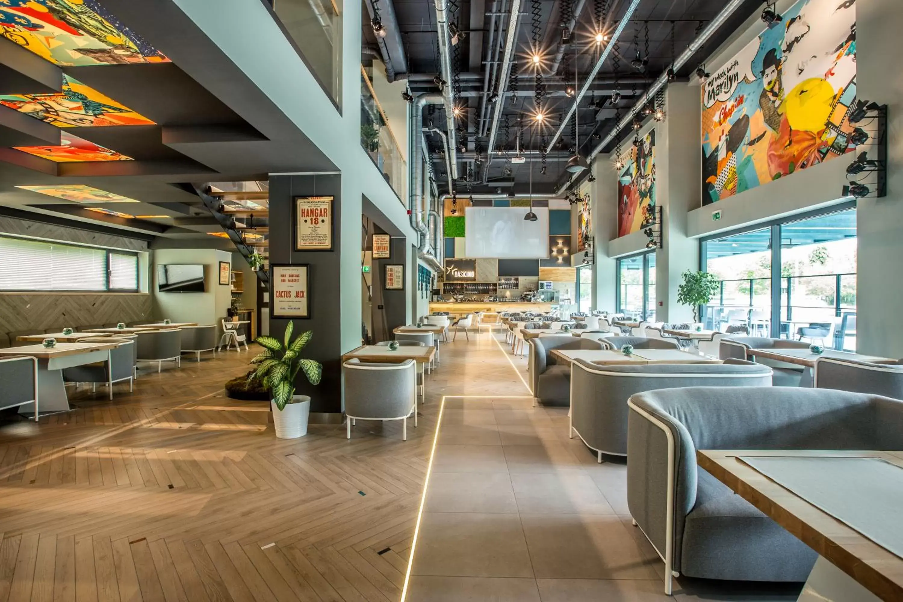 Restaurant/places to eat in Mava Apartamente Restaurant/places to eat in Mava Apartamente