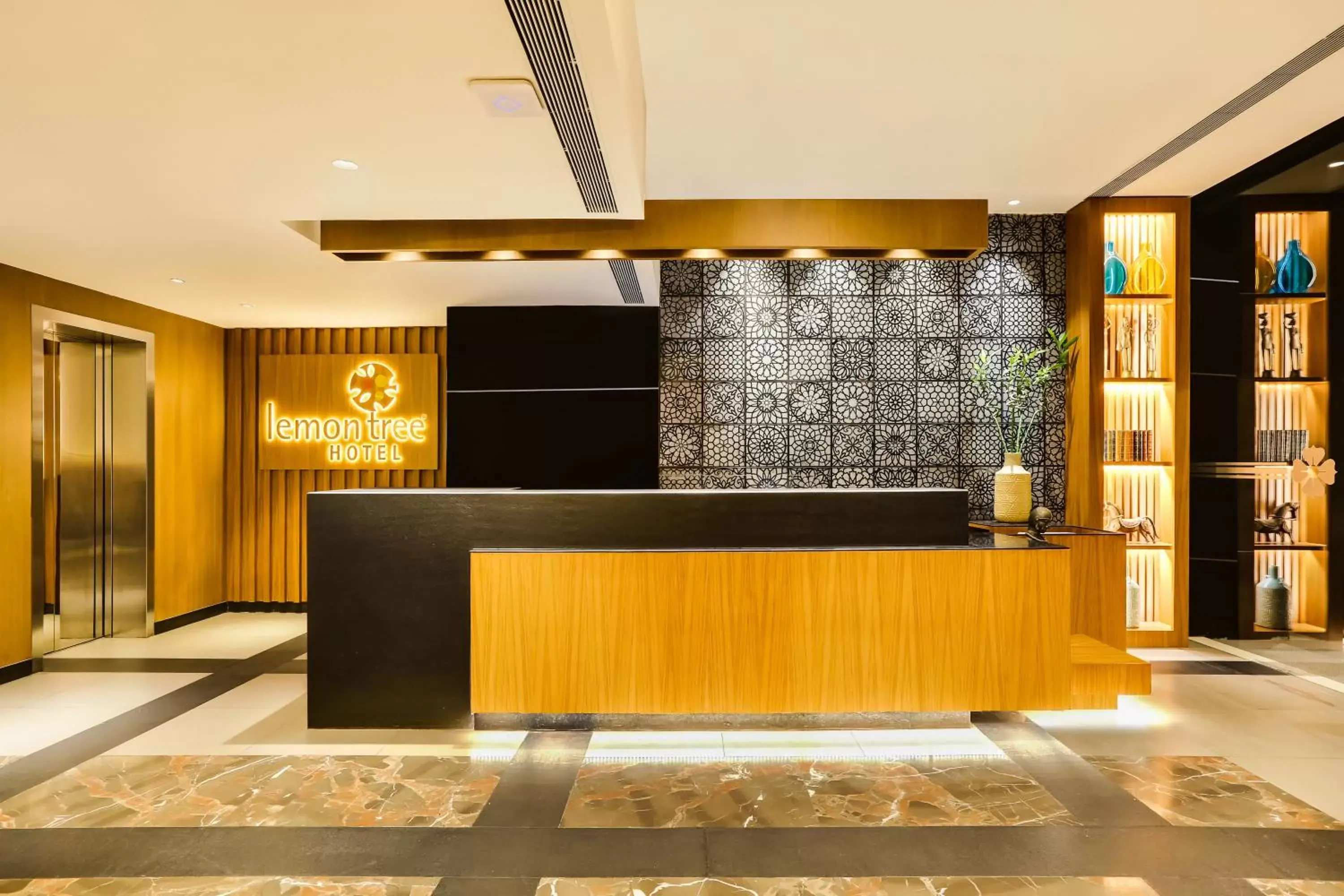 Lobby or reception, Lobby/Reception in Lemon Tree Hotel Viman Nagar Pune
