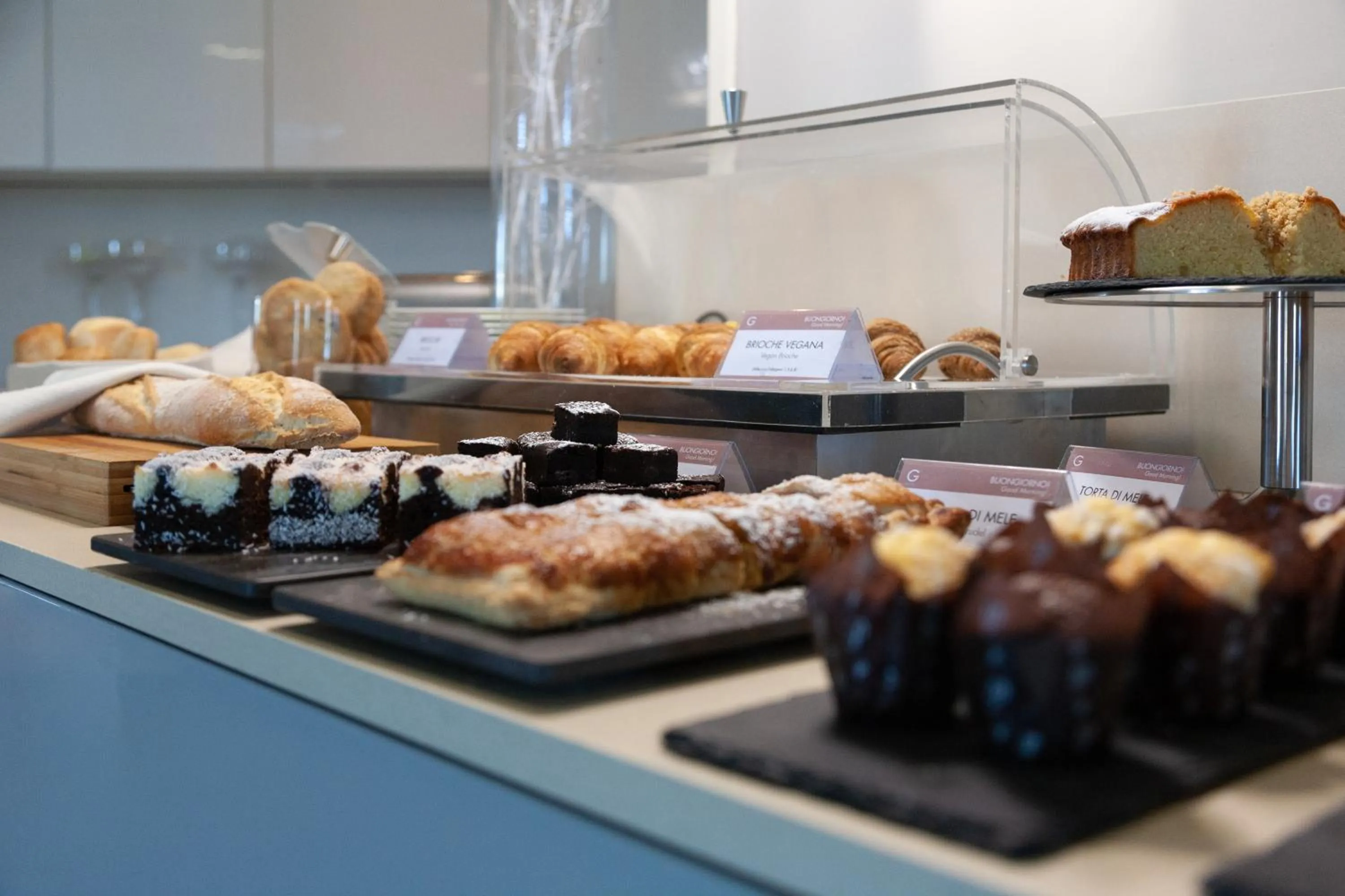 Food and drinks in G Hotel Ancona