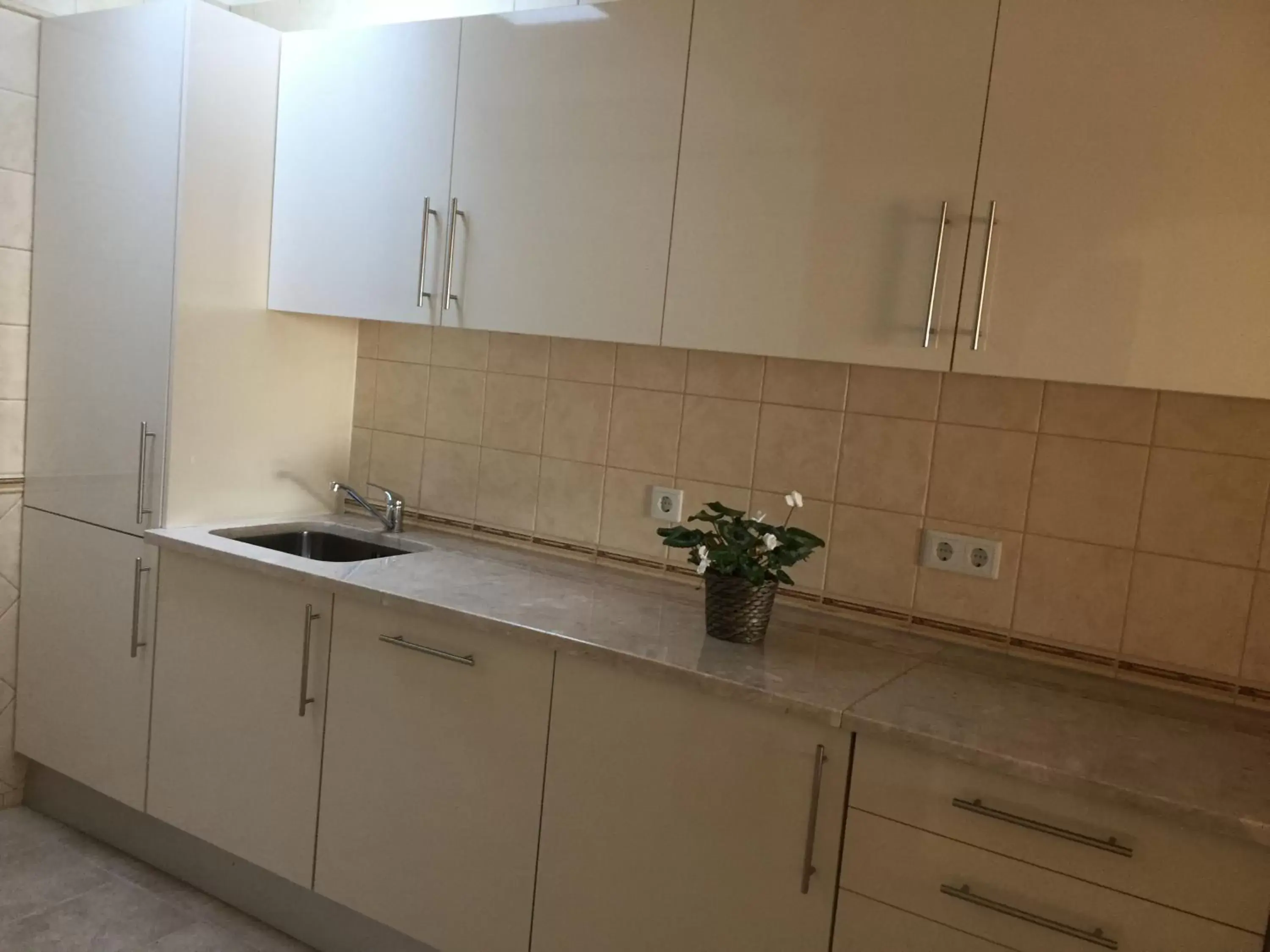 Kitchen/Kitchenette in Pestana Gramacho Residences