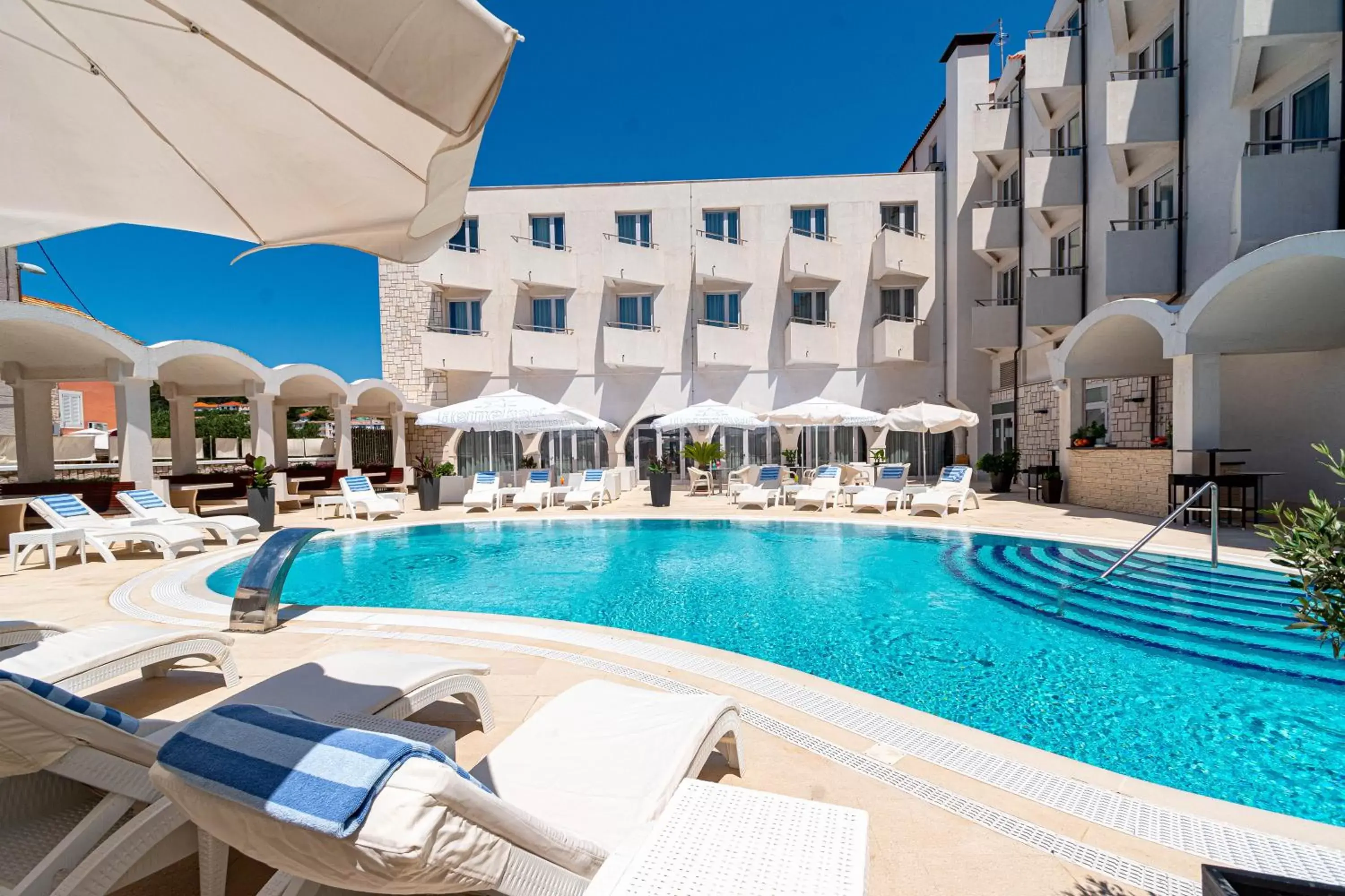 Property building, Swimming Pool in Hotel Korkyra