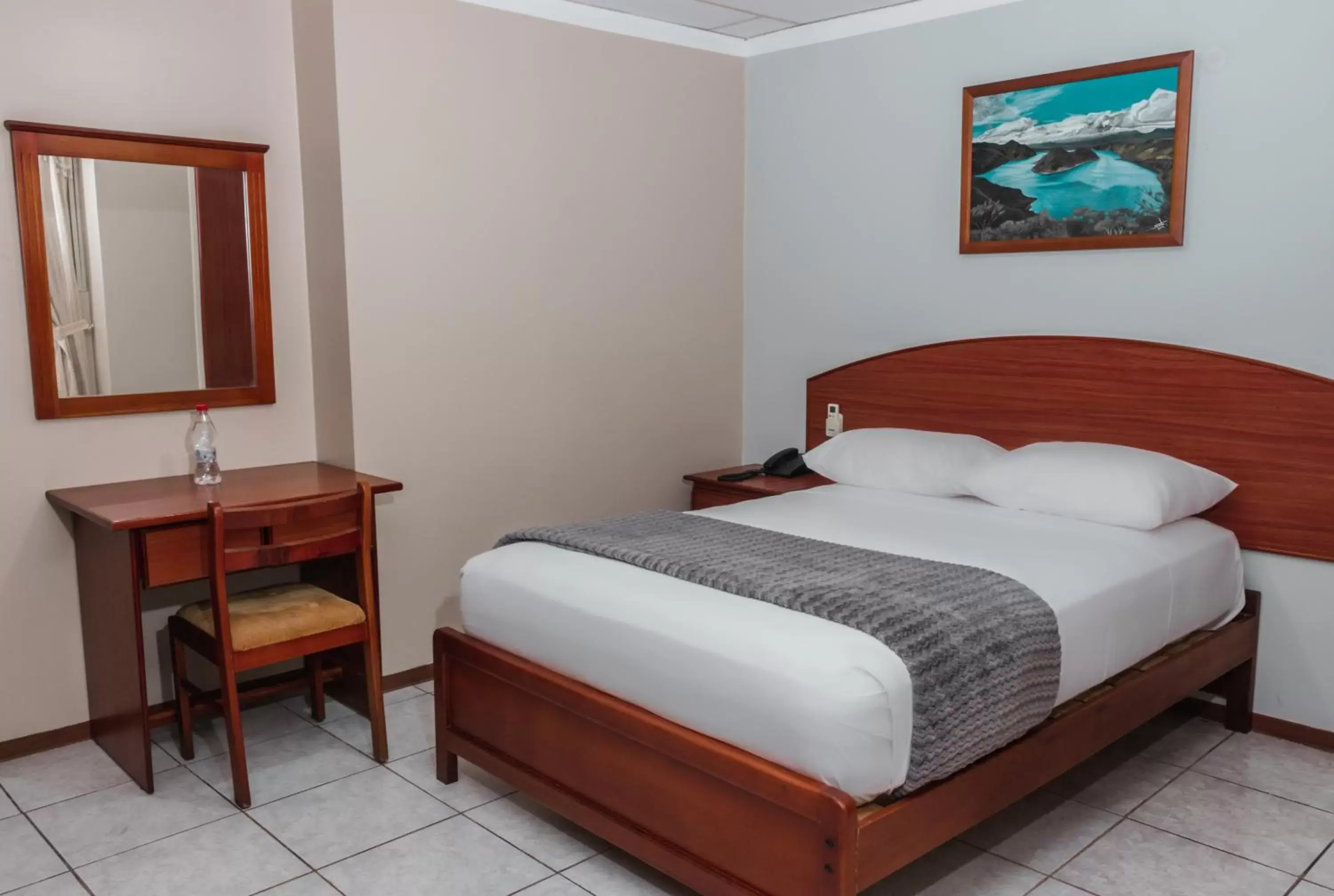 Single Room - single occupancy in Grand Hotel Machala Single Room - single occupancy in Grand Hotel Machala