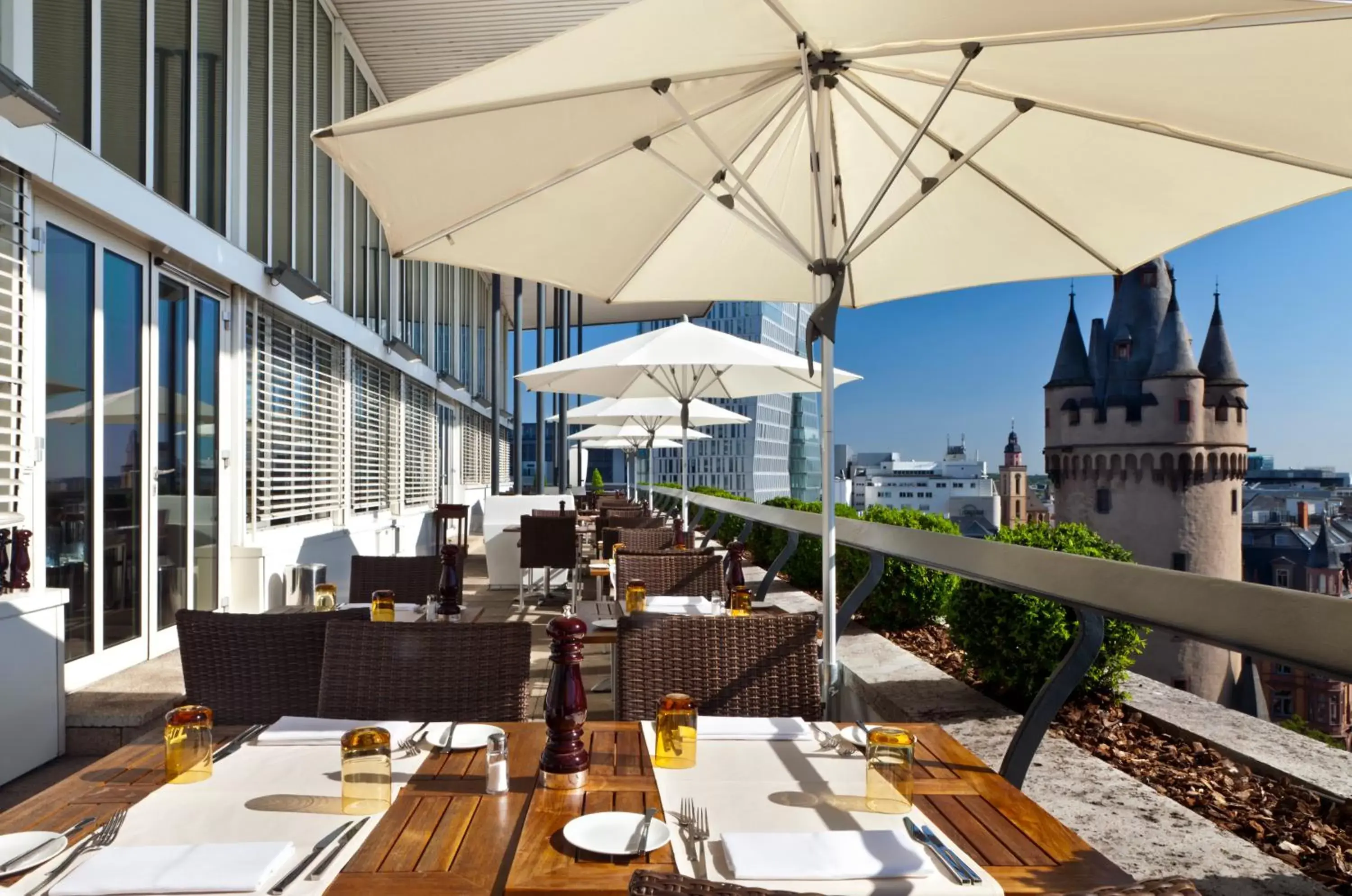 Restaurant/Places to Eat in Flemings Selection Hotel Frankfurt-City