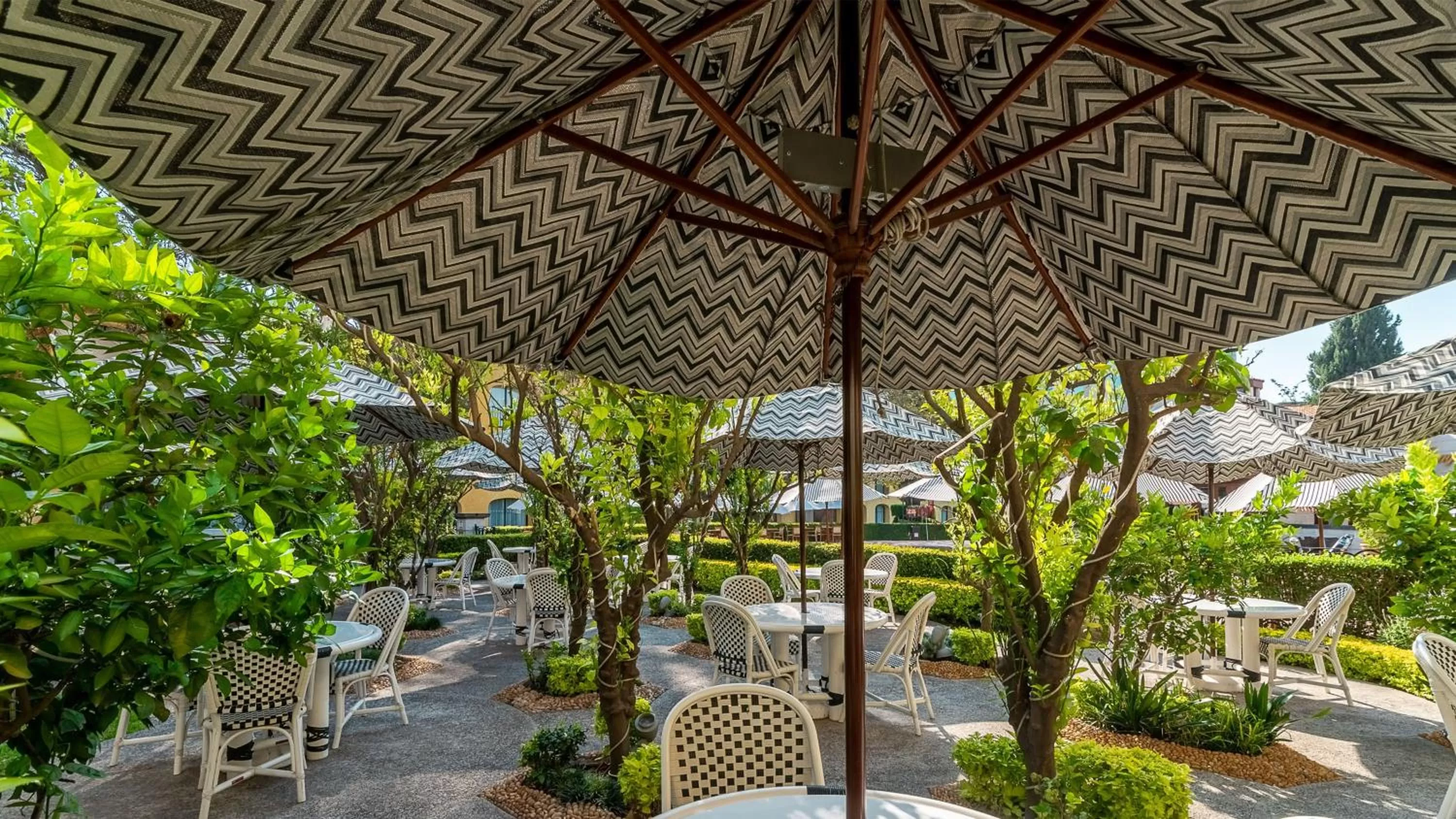 Restaurant/places to eat in Holiday Inn Queretaro Centro Historico by IHG